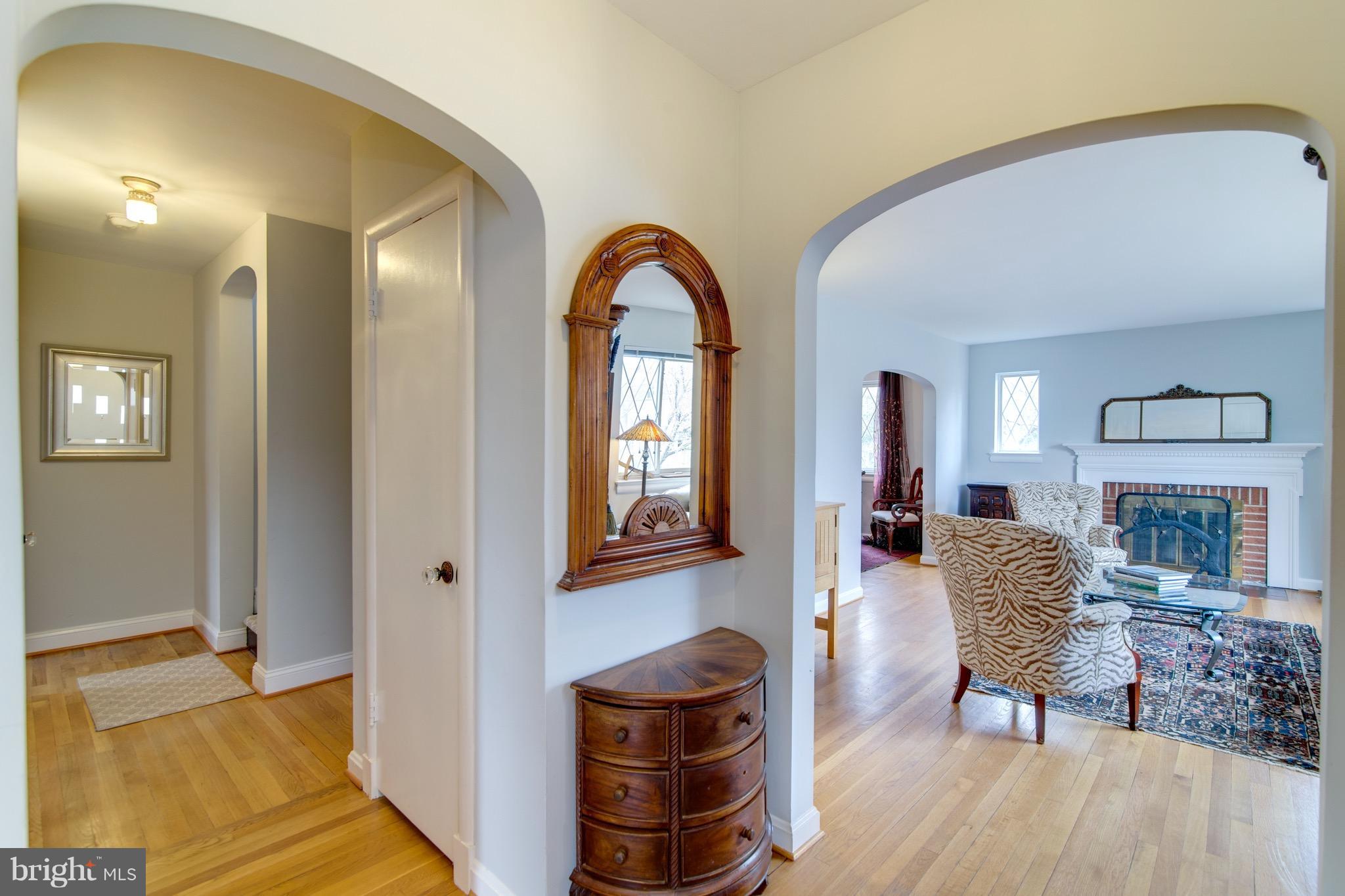 EAST FALLS CHURCH - Residential