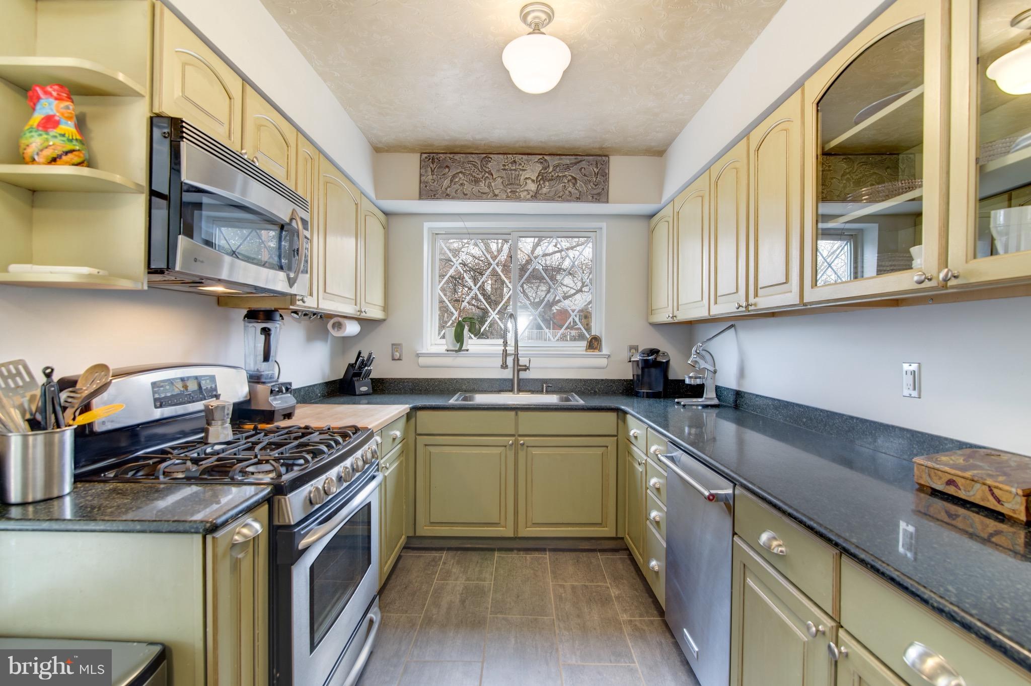 EAST FALLS CHURCH - Residential