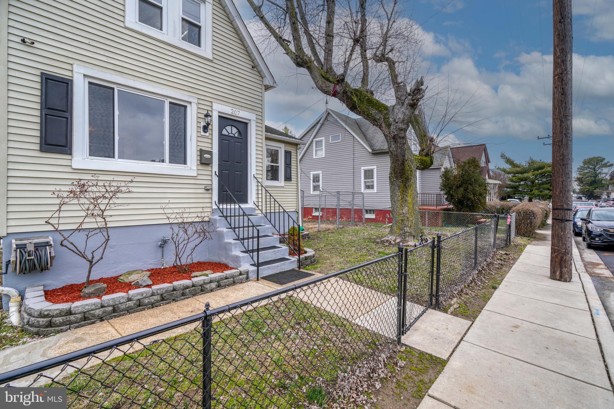 COLGATE PARK - Residential