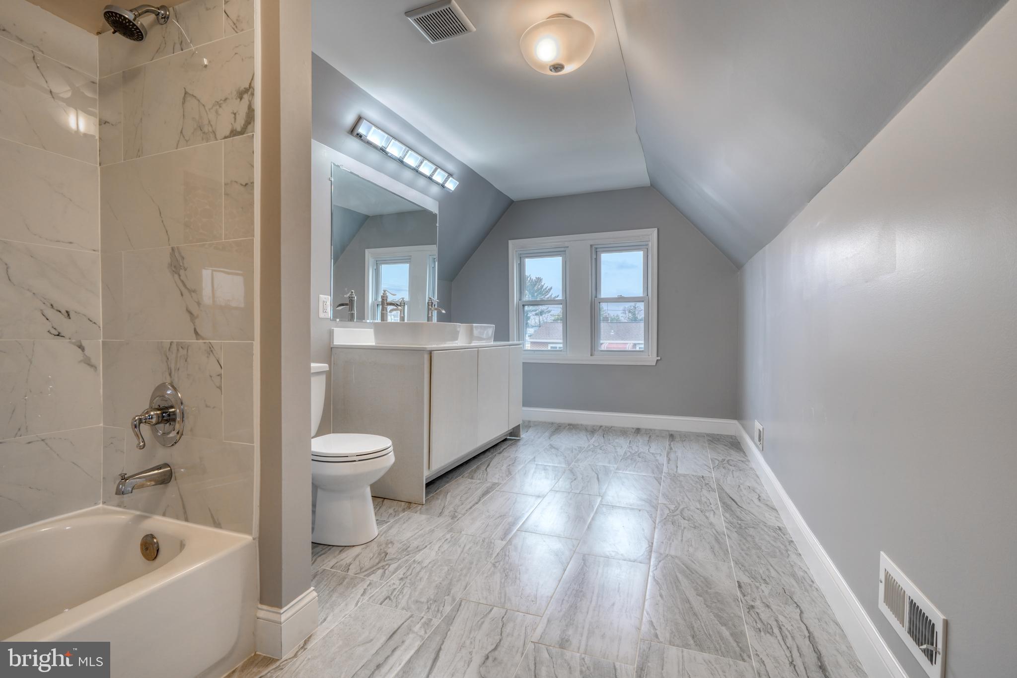 COLGATE PARK - Residential