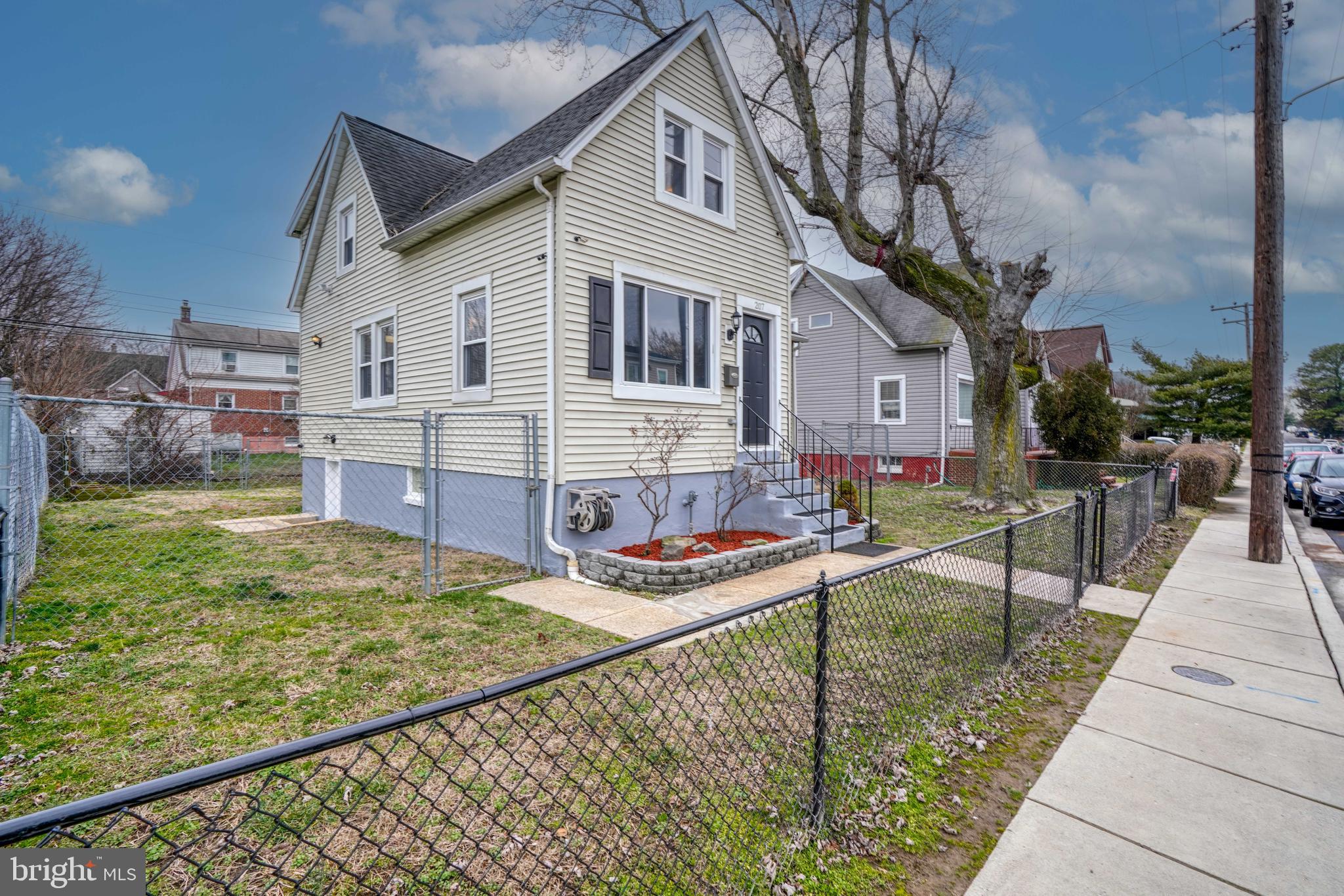 COLGATE PARK - Residential