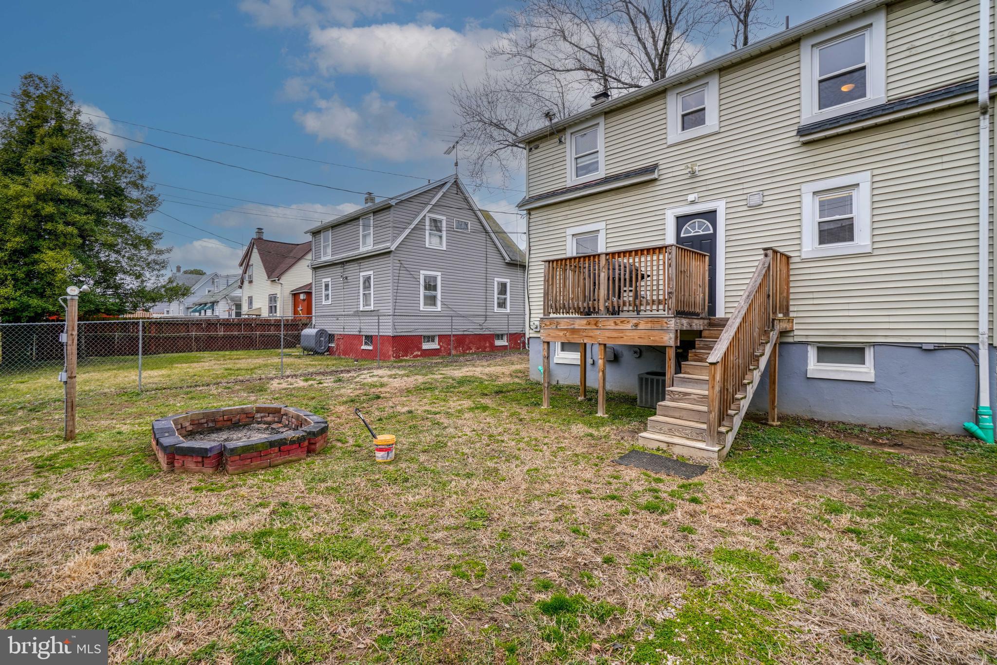 COLGATE PARK - Residential