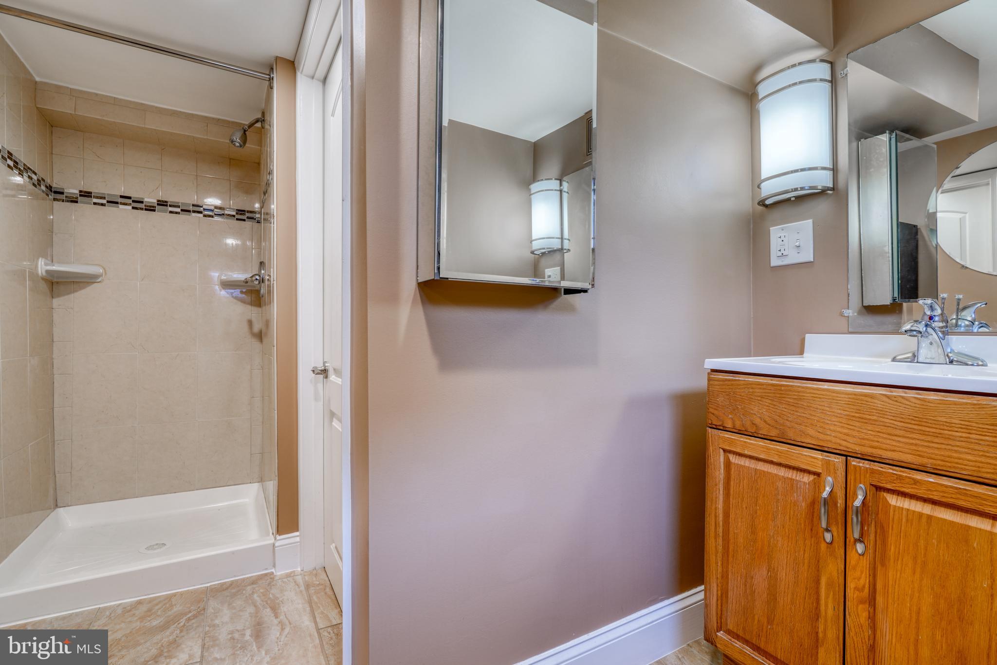 COLGATE PARK - Residential