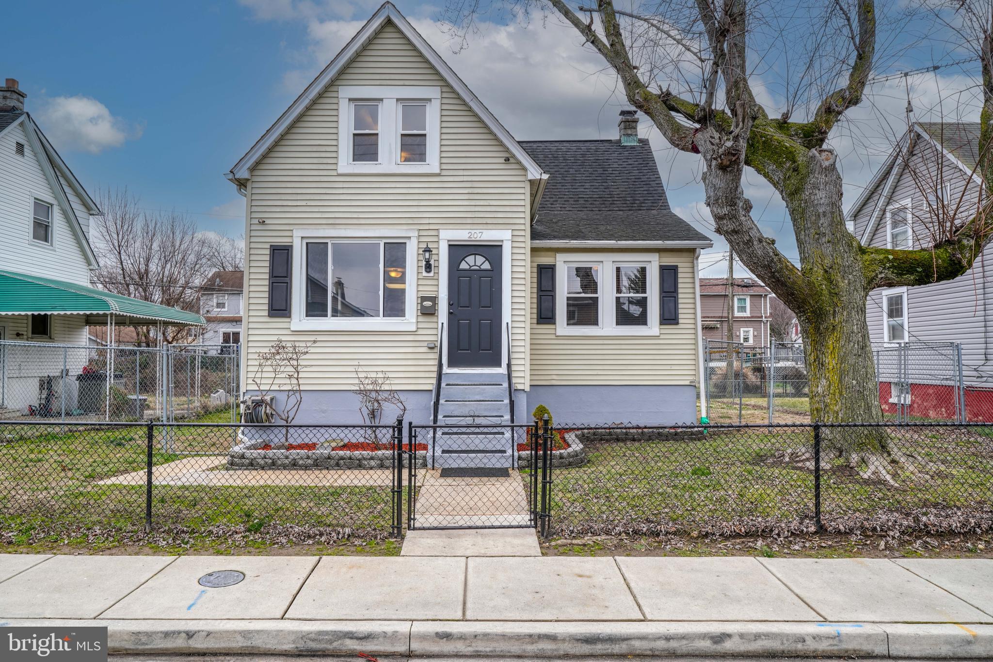 COLGATE PARK - Residential