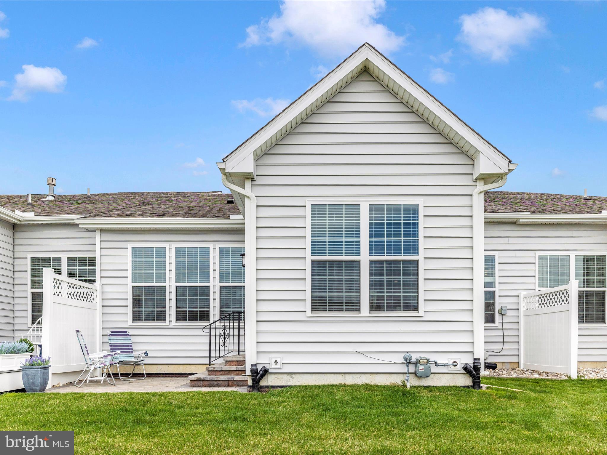 BAY BRIDGE COVE - Residential