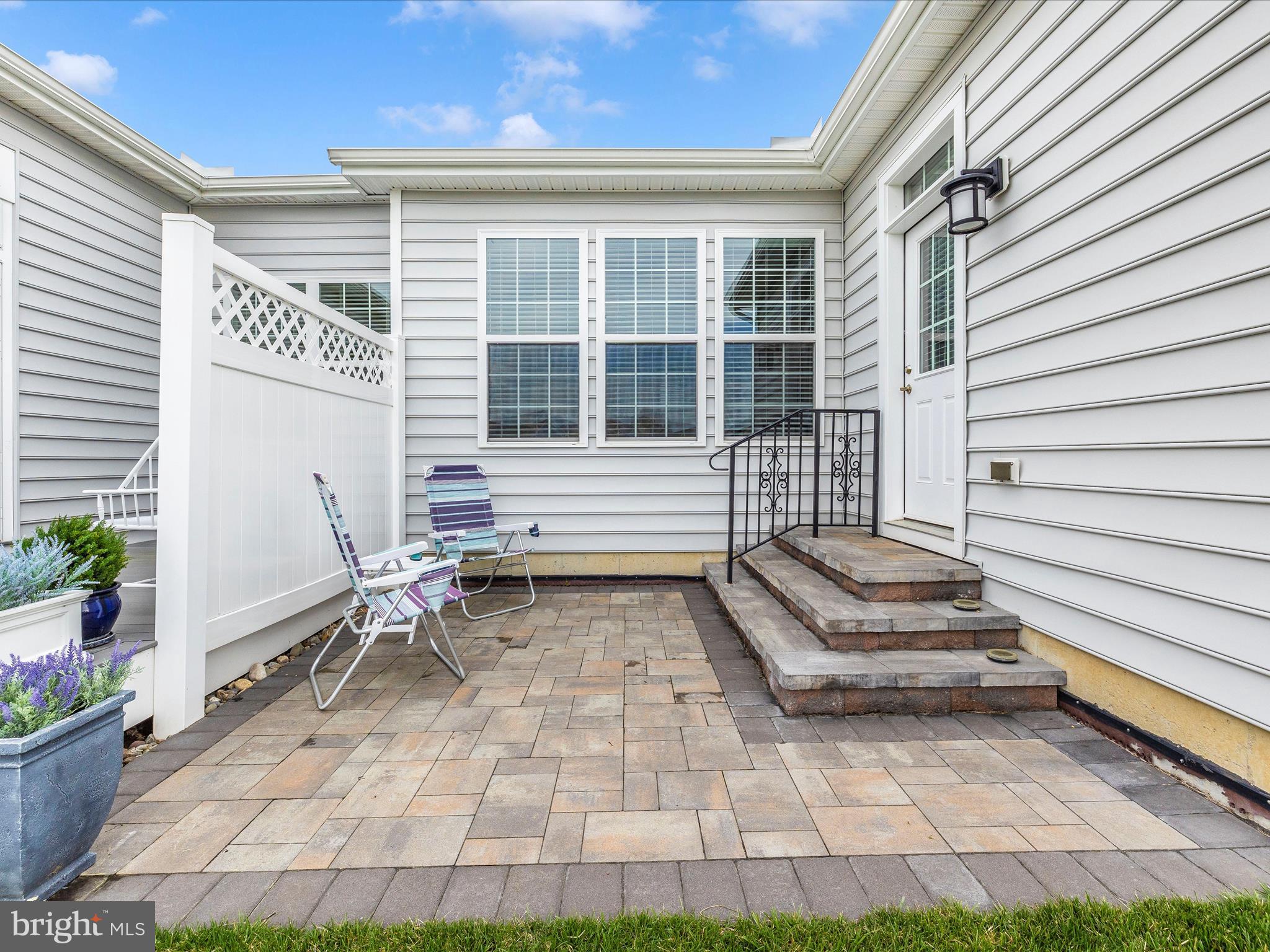 BAY BRIDGE COVE - Residential