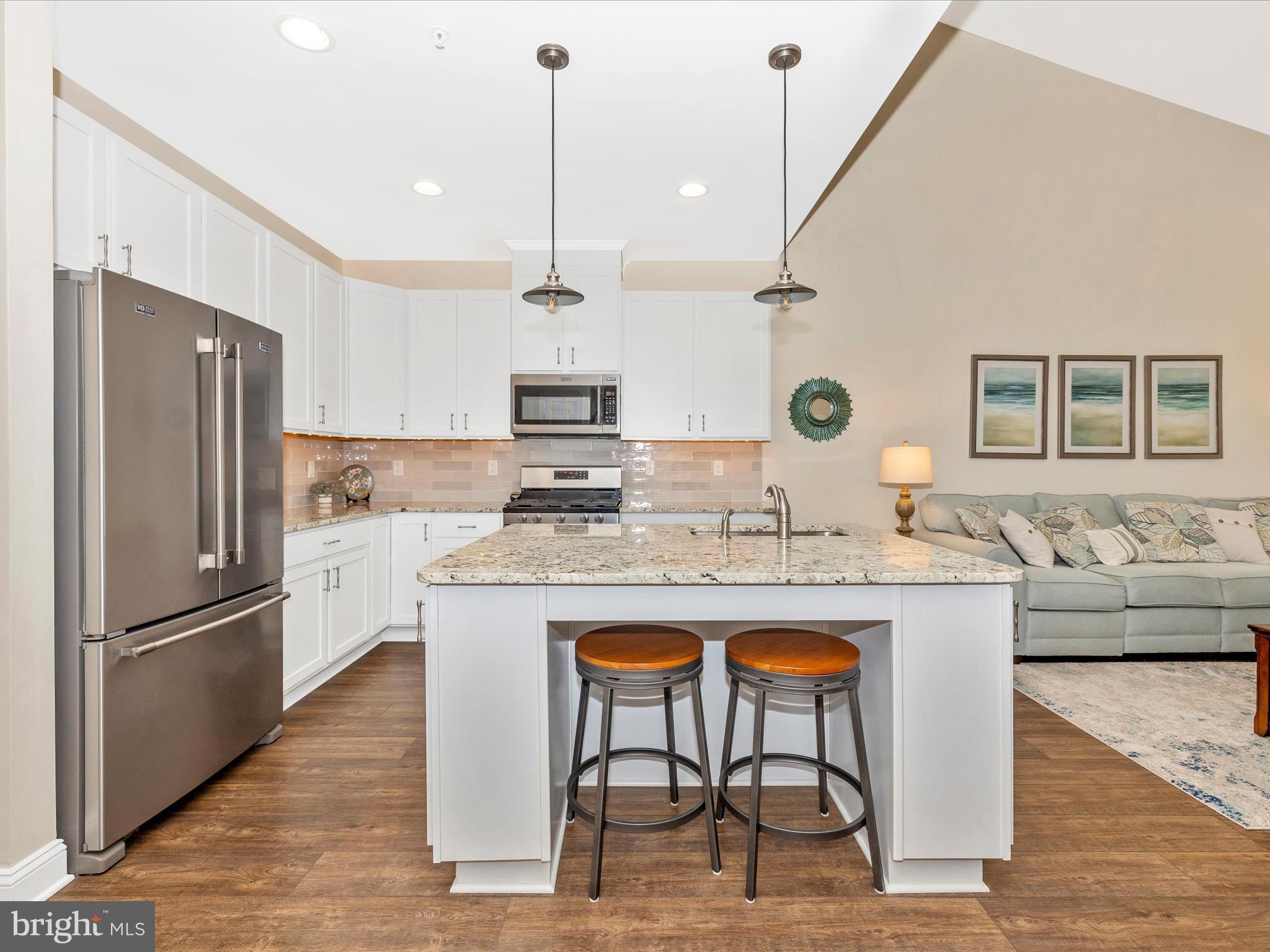 BAY BRIDGE COVE - Residential