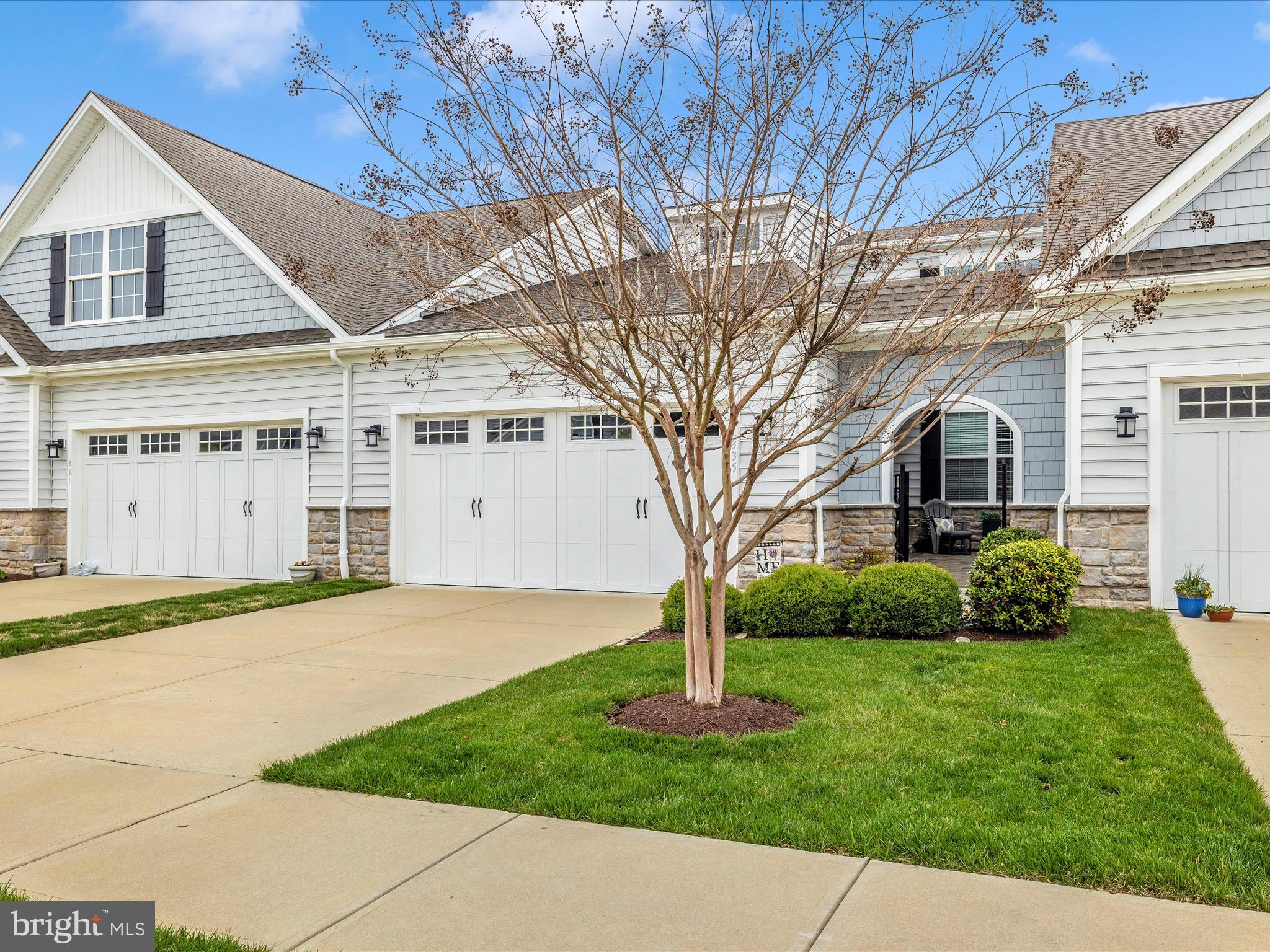 BAY BRIDGE COVE - Residential