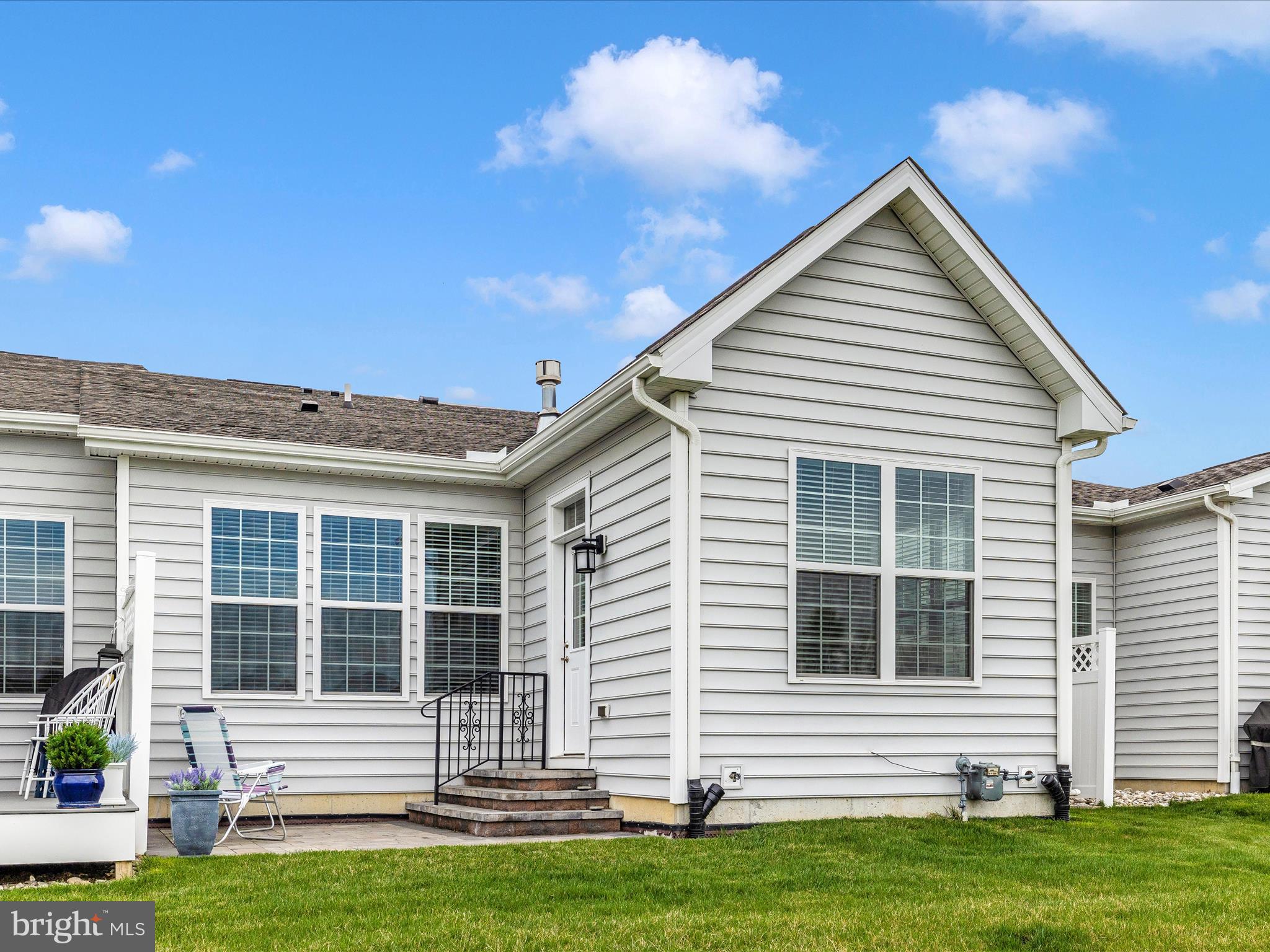 BAY BRIDGE COVE - Residential