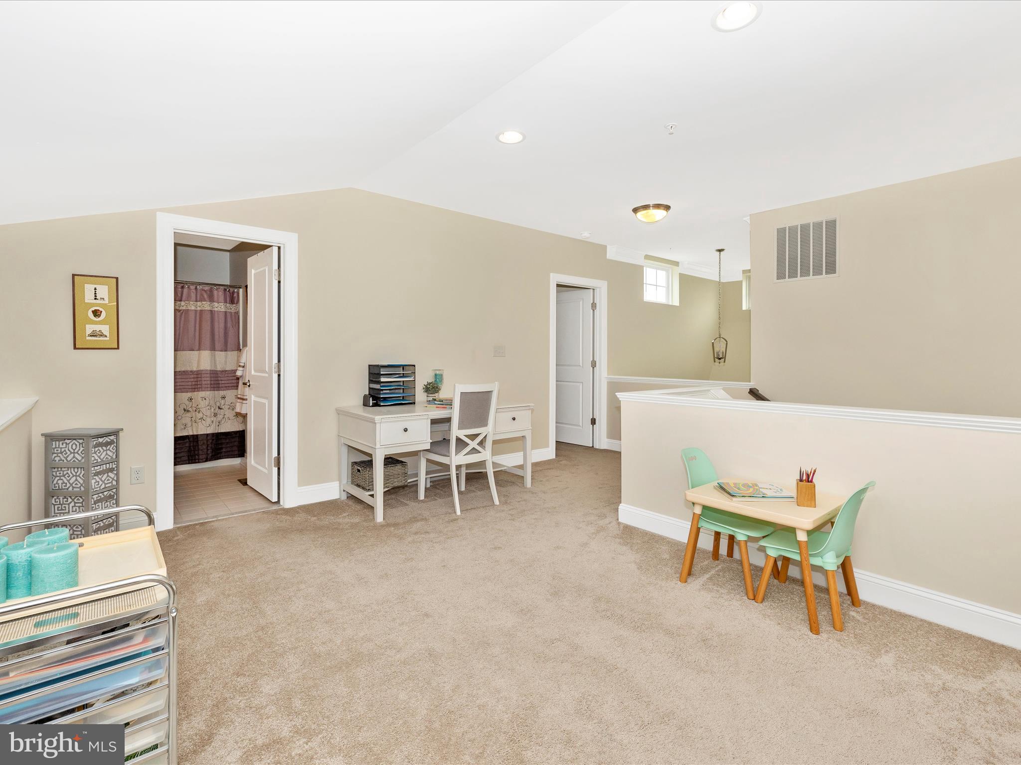 BAY BRIDGE COVE - Residential