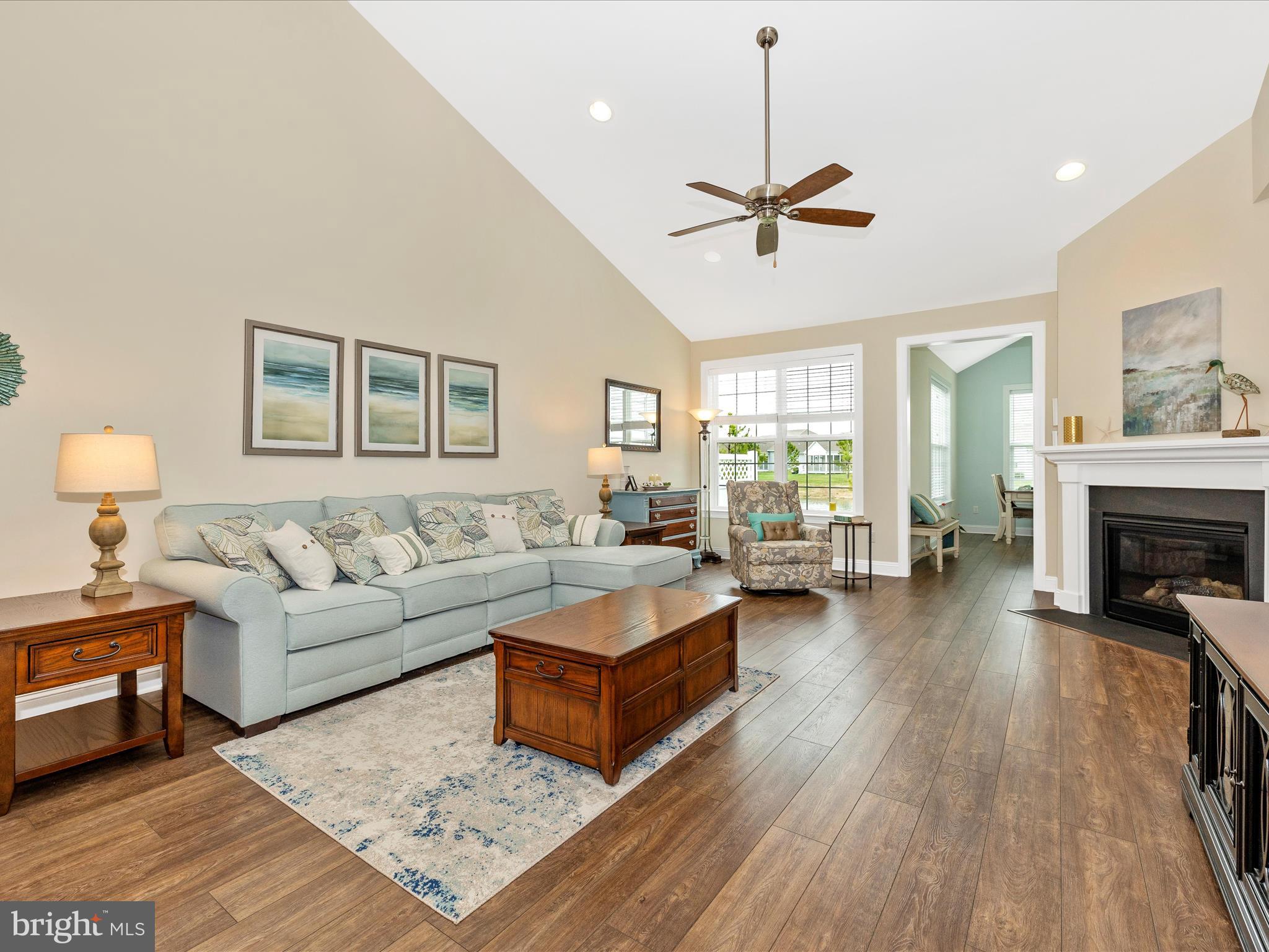 BAY BRIDGE COVE - Residential