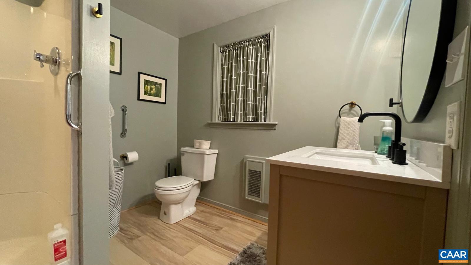 UNKNOWN - Residential Lease