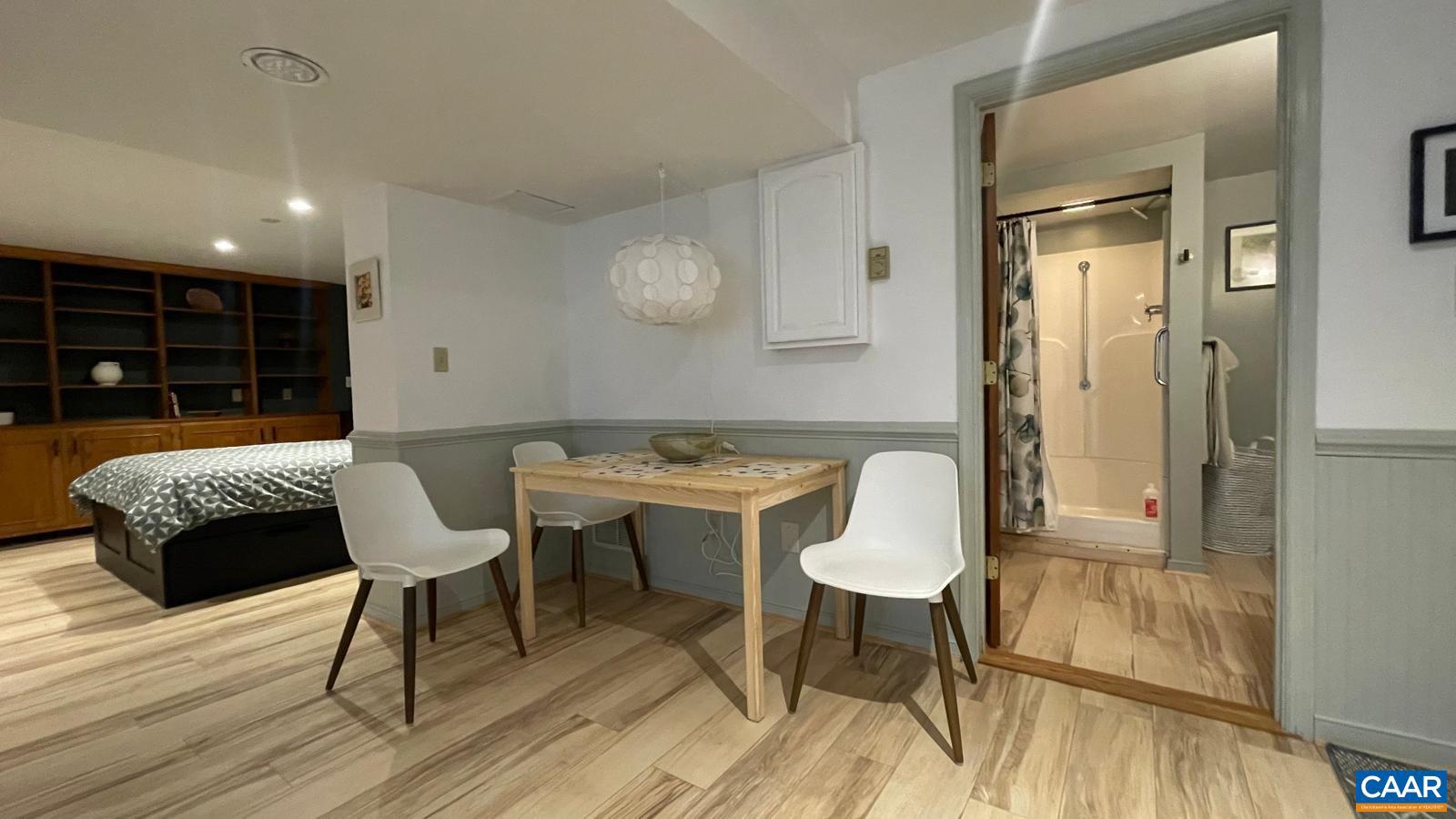 UNKNOWN - Residential Lease