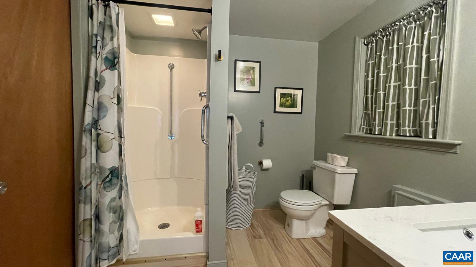 UNKNOWN - Residential Lease