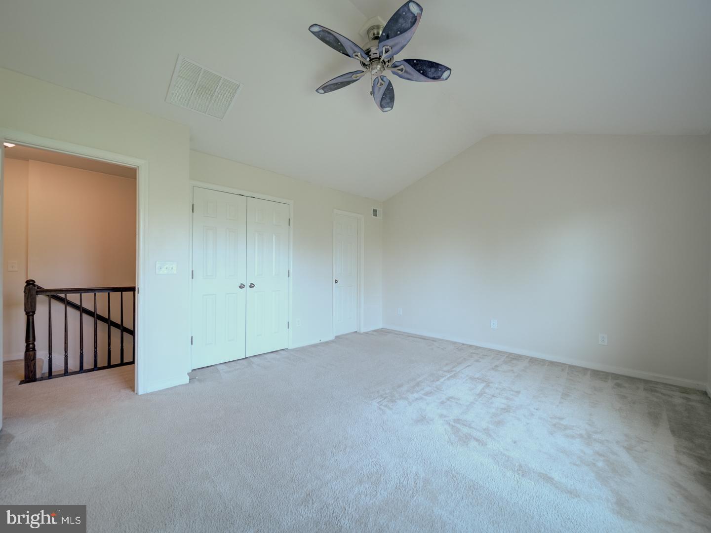 CASCADES PLACE CONDOMINIUM - Residential Lease