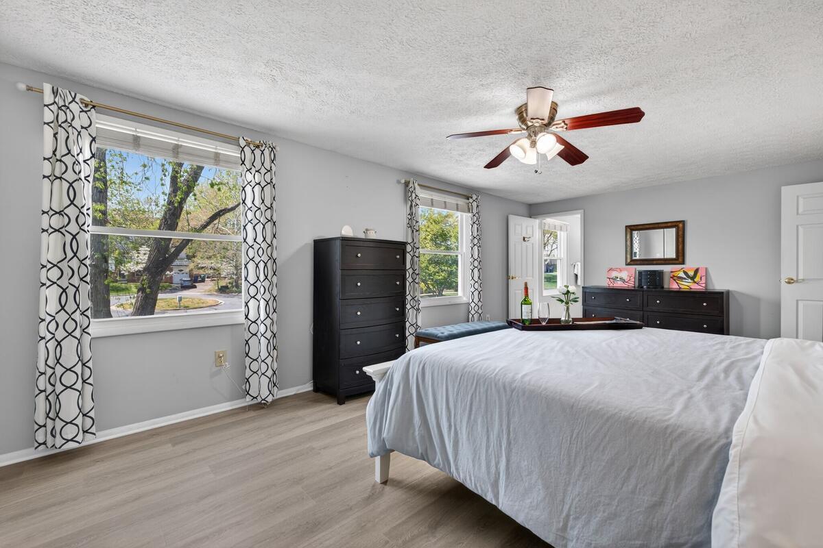 GUNNERS VIEW - Residential