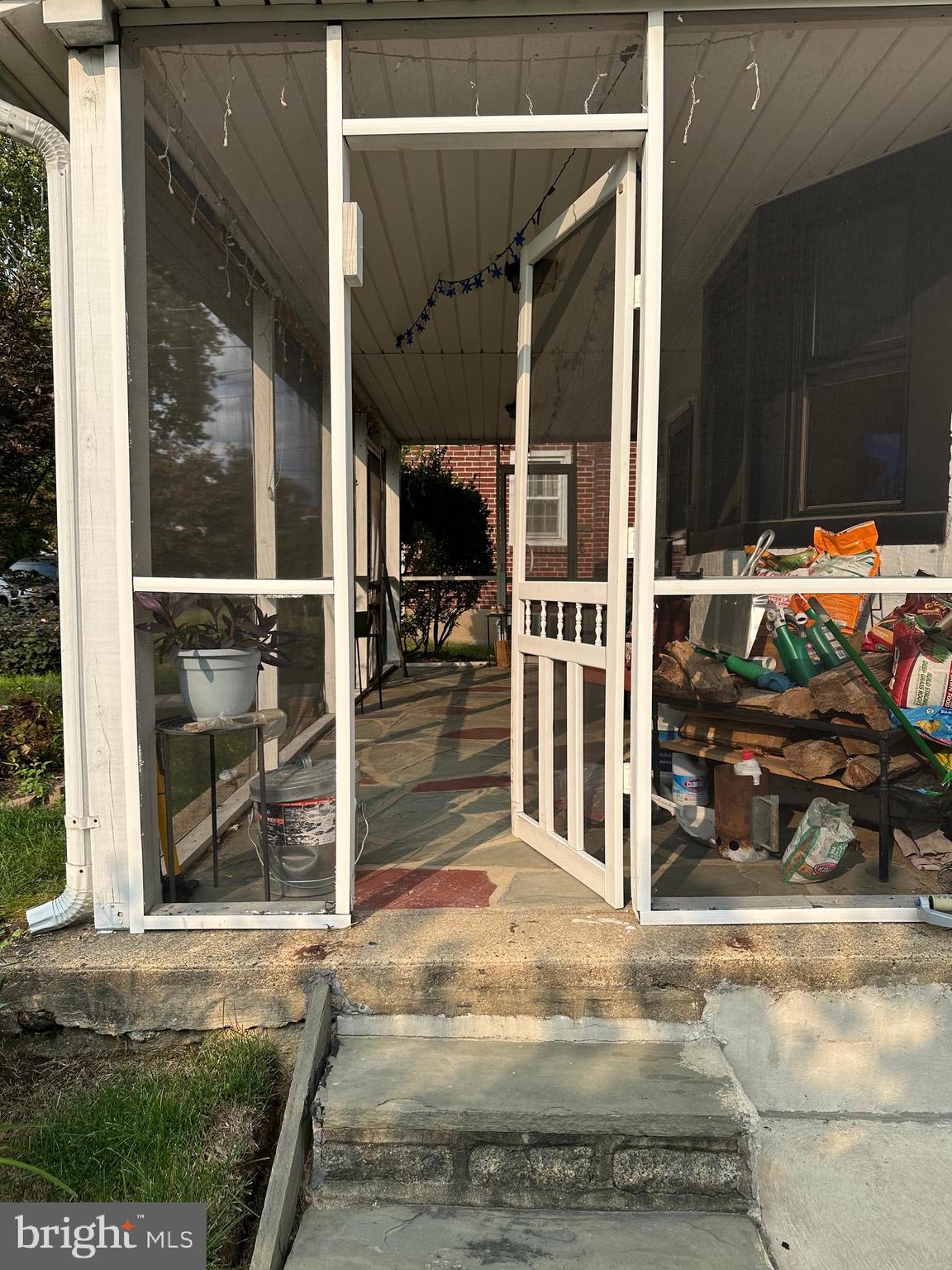 LANSDOWNE - Residential