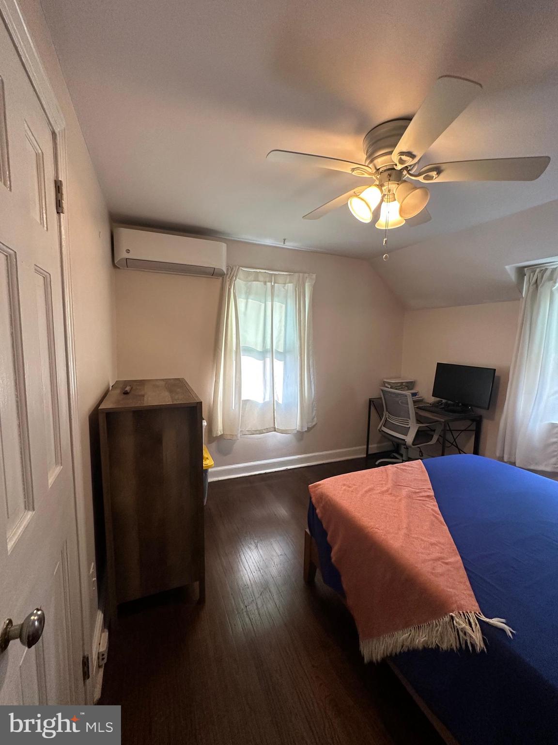 LANSDOWNE - Residential