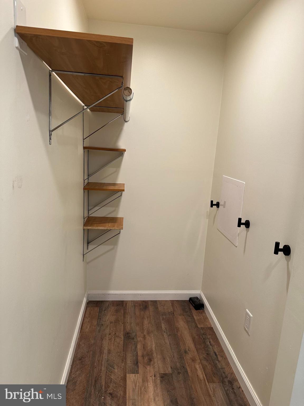 LANSDOWNE - Residential