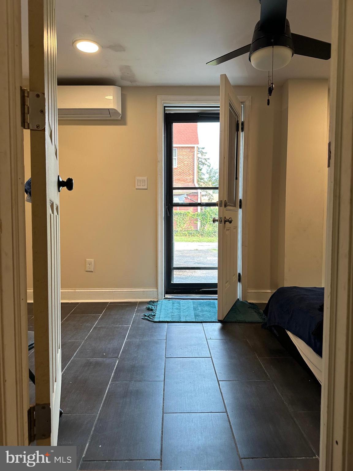 LANSDOWNE - Residential