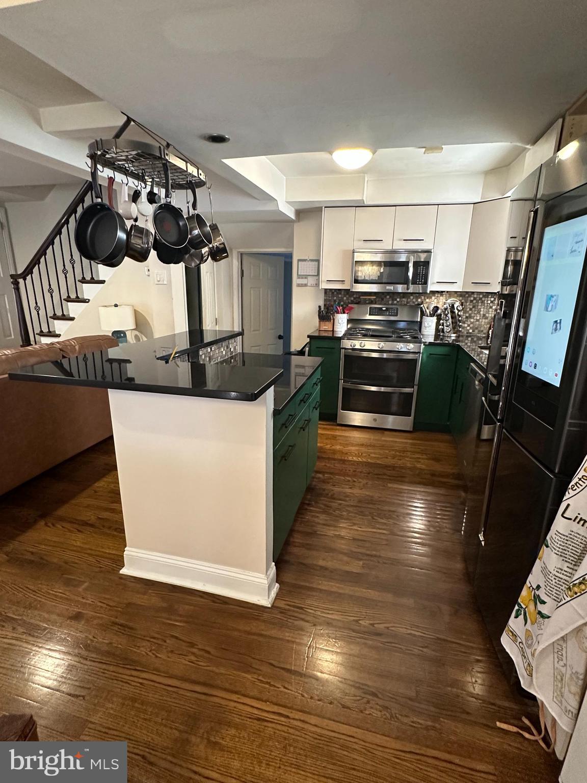 LANSDOWNE - Residential