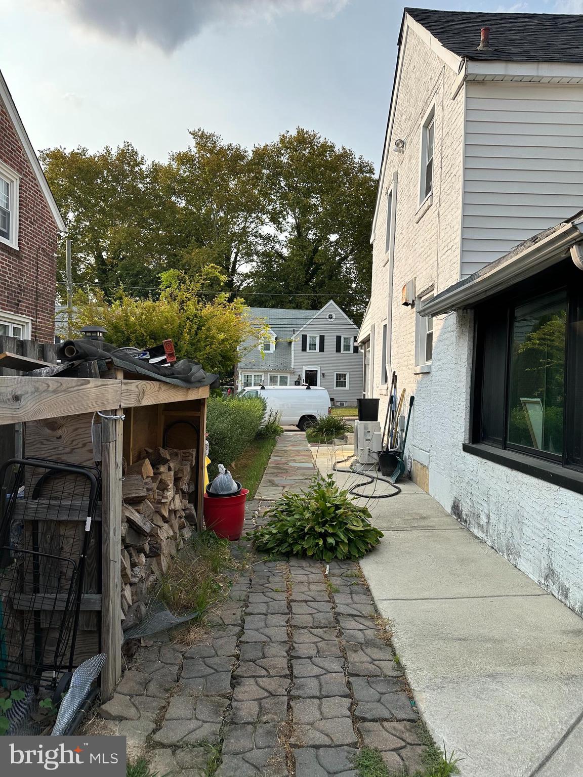 LANSDOWNE - Residential