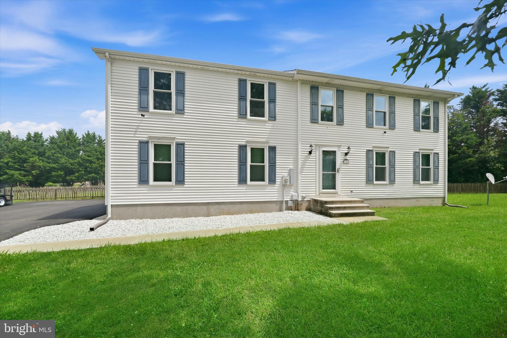 105 HUNTING WAY