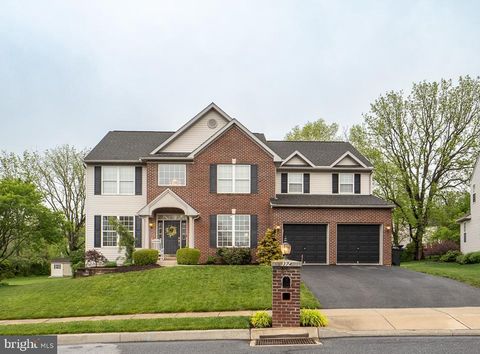 374 MOUNTAIN BOULEVARD WERNERSVILLE PA 19565