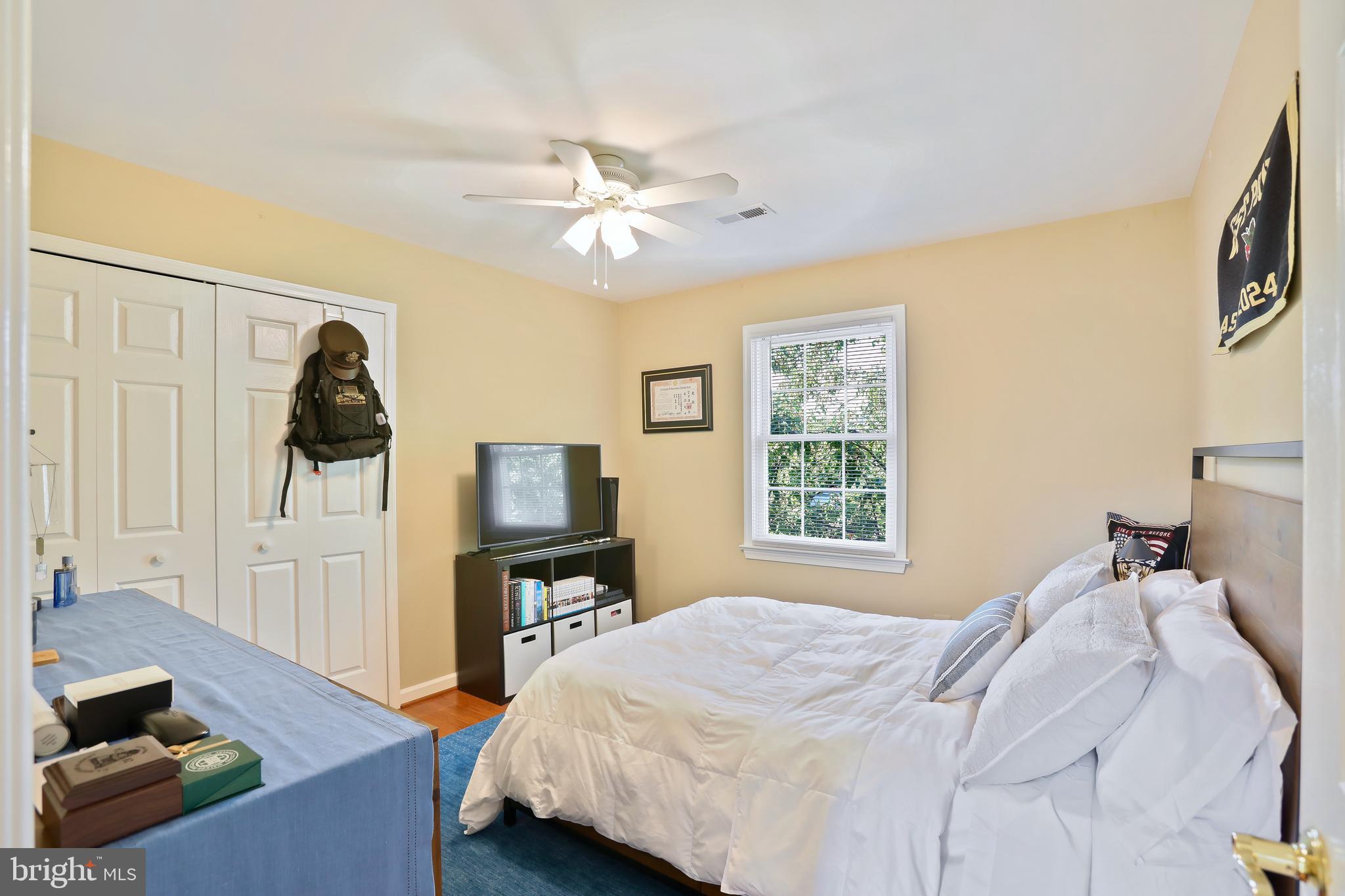 ASHBURN FARM - Residential