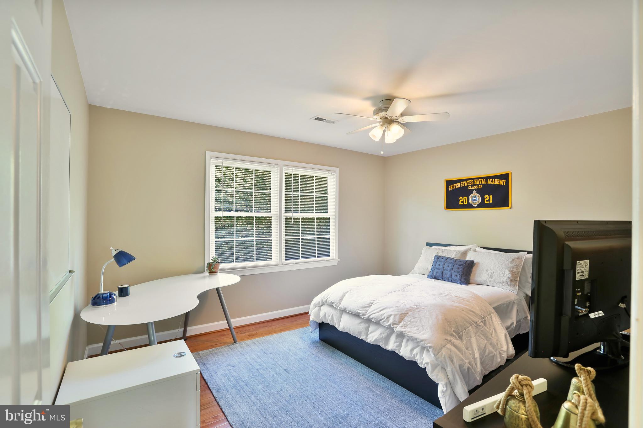 ASHBURN FARM - Residential