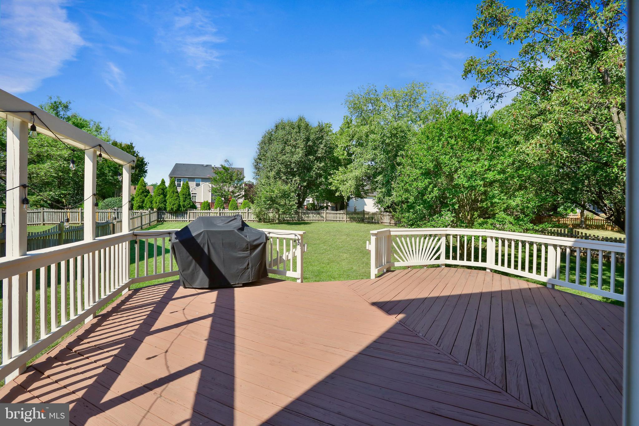 ASHBURN FARM - Residential