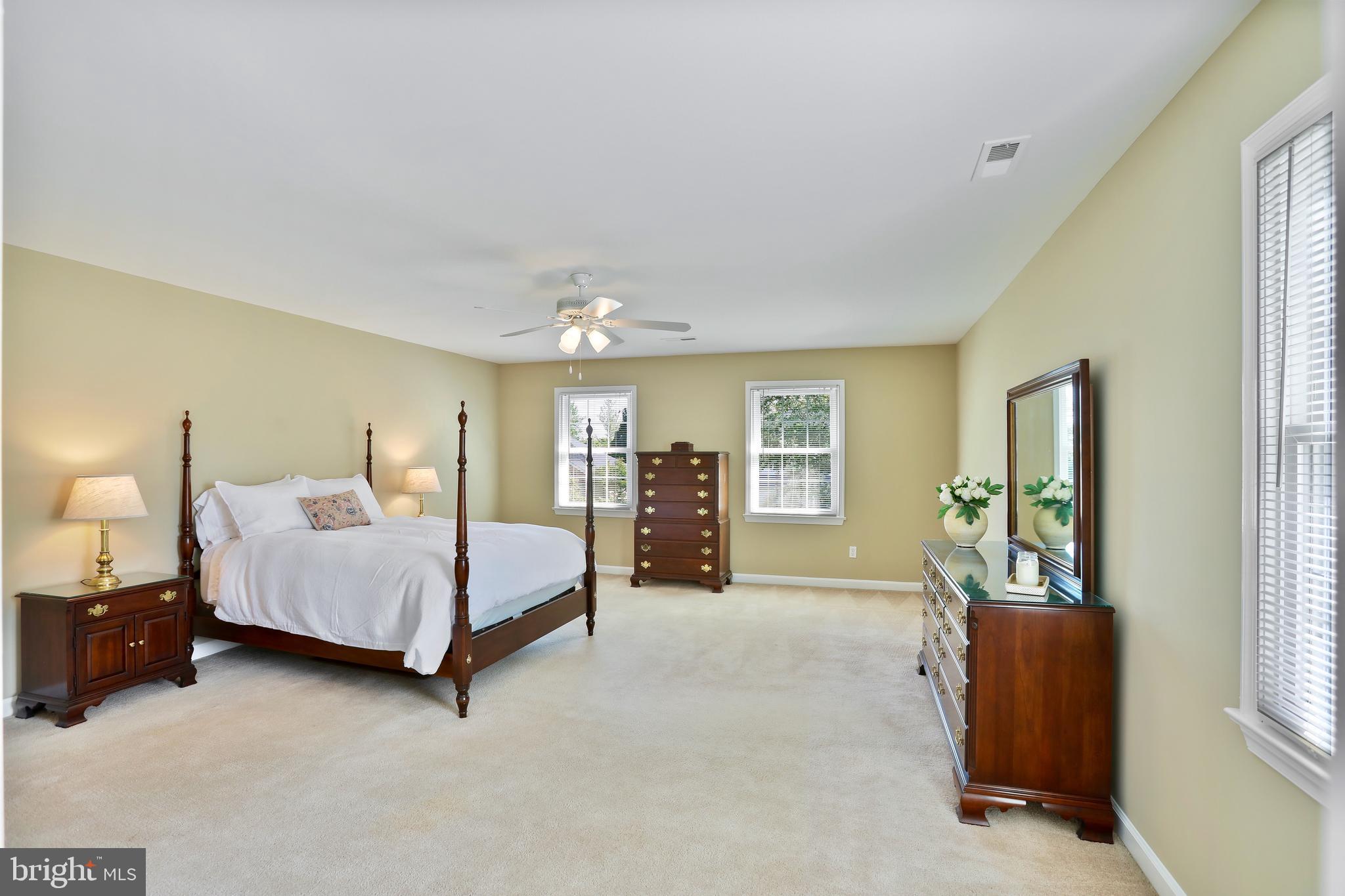 ASHBURN FARM - Residential