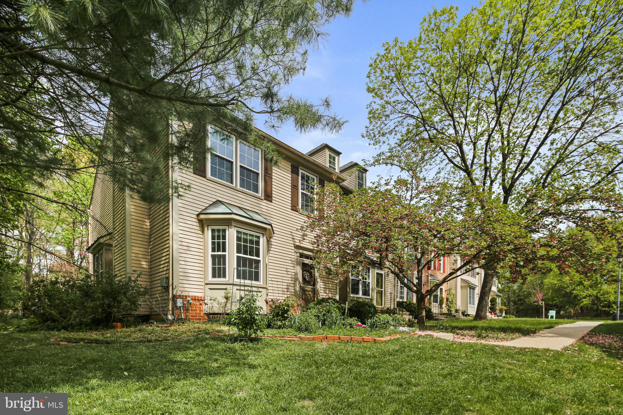 6223 SUTTON COURT