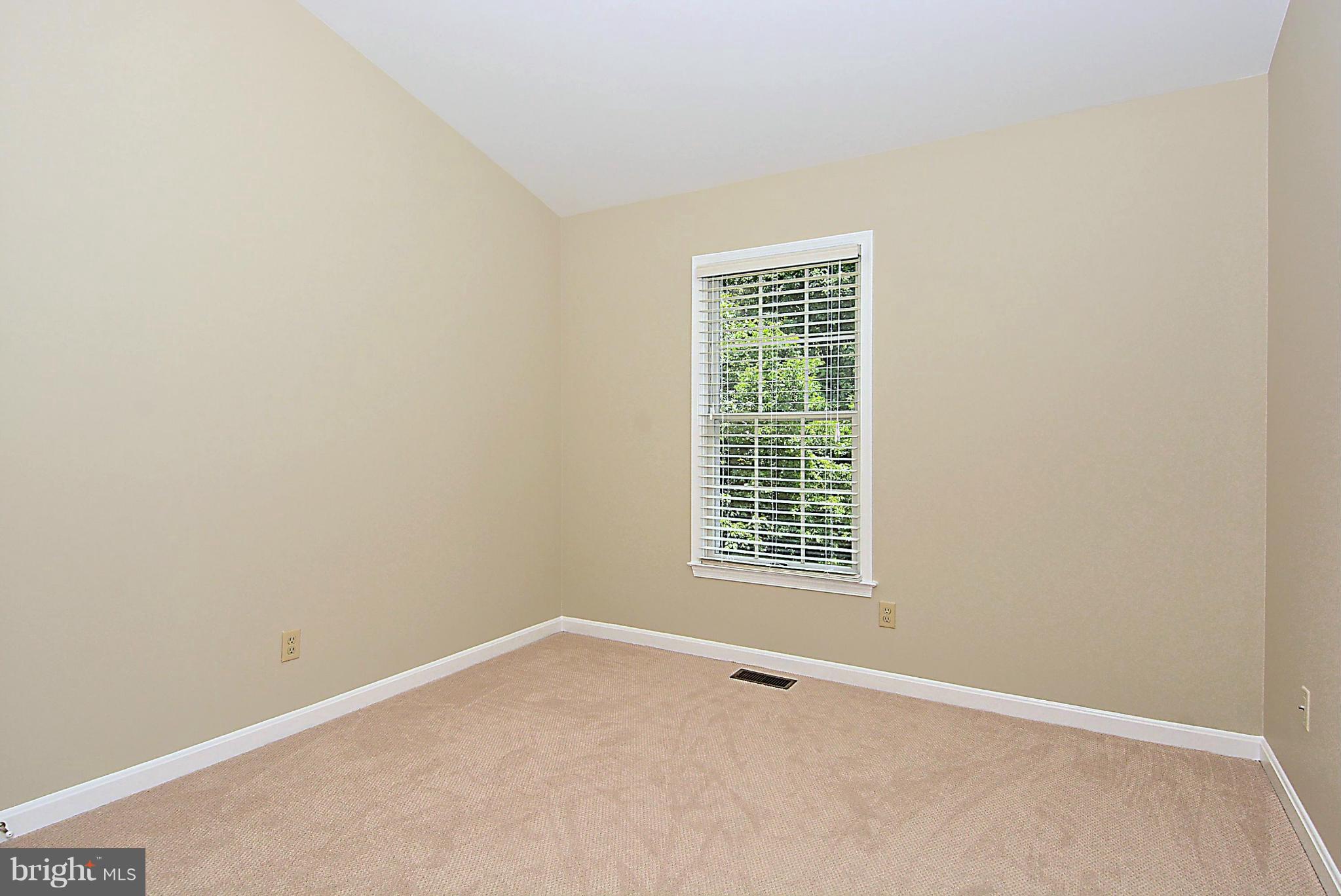 LIFESTYLE AT SULLY STATION - Residential