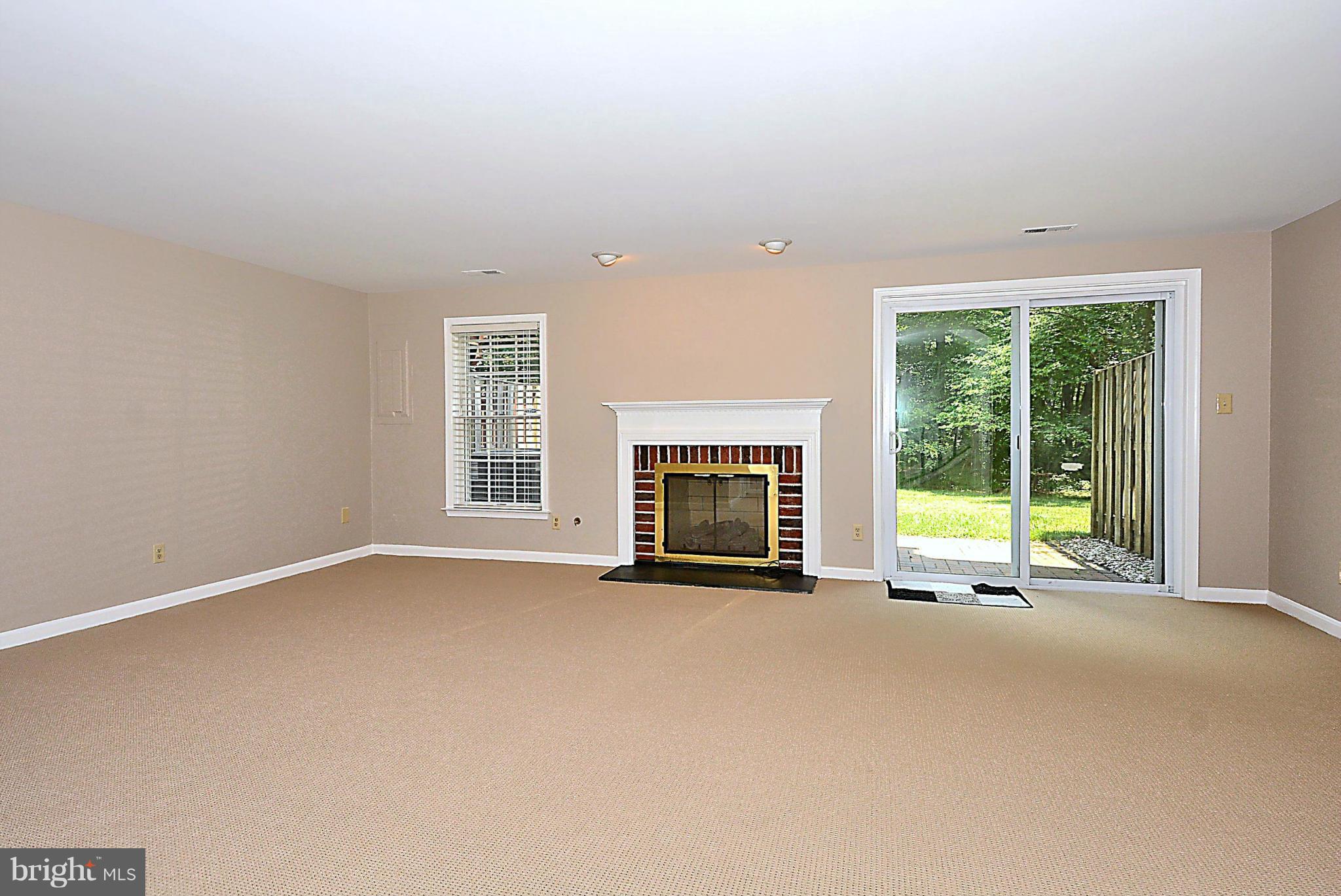 LIFESTYLE AT SULLY STATION - Residential