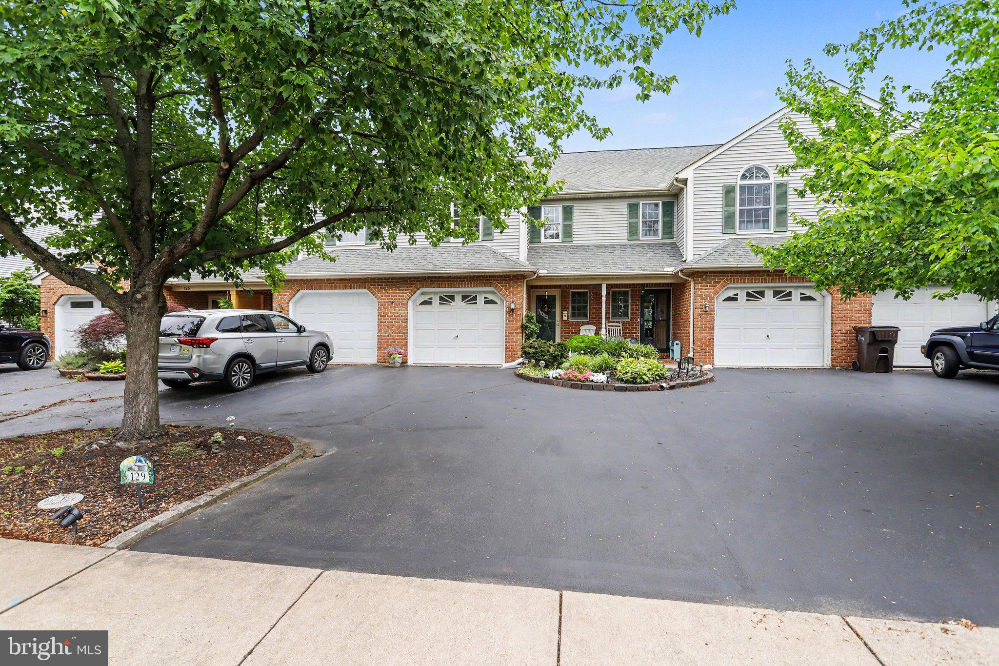 129 PEPPERTON COURT