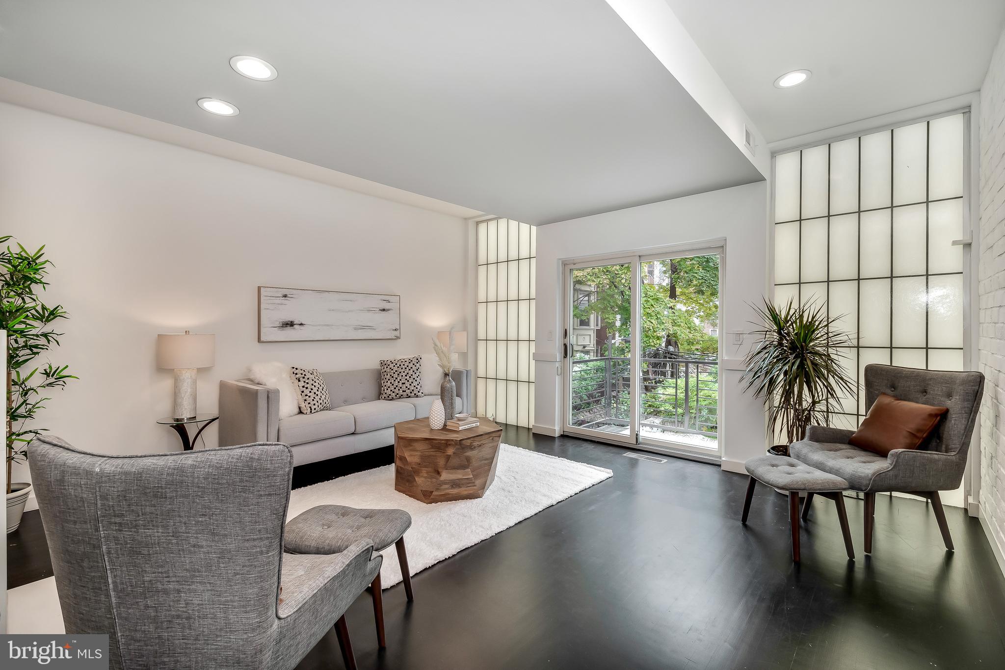 WASHINGTON SQ WEST - Residential