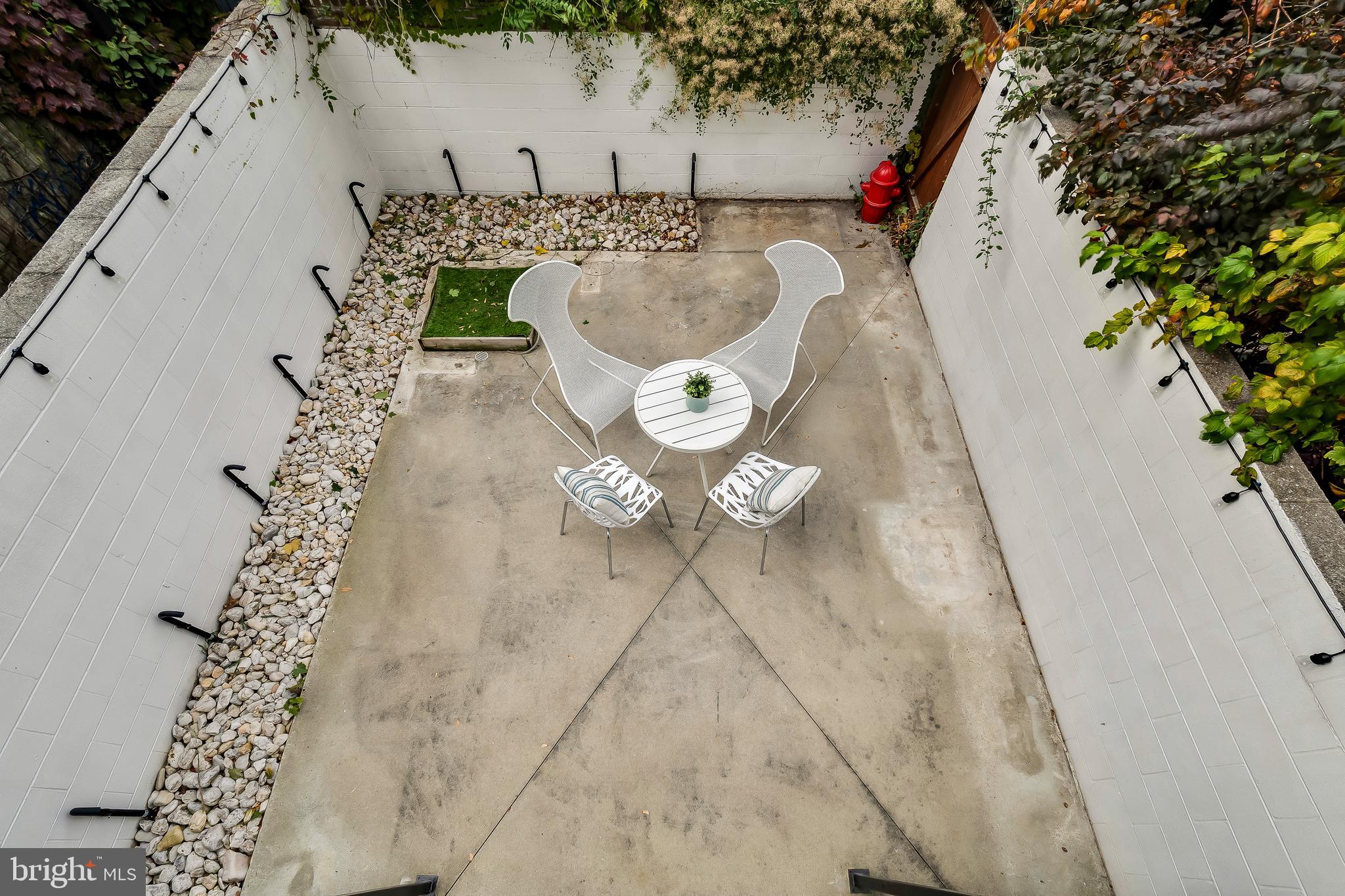 WASHINGTON SQ WEST - Residential