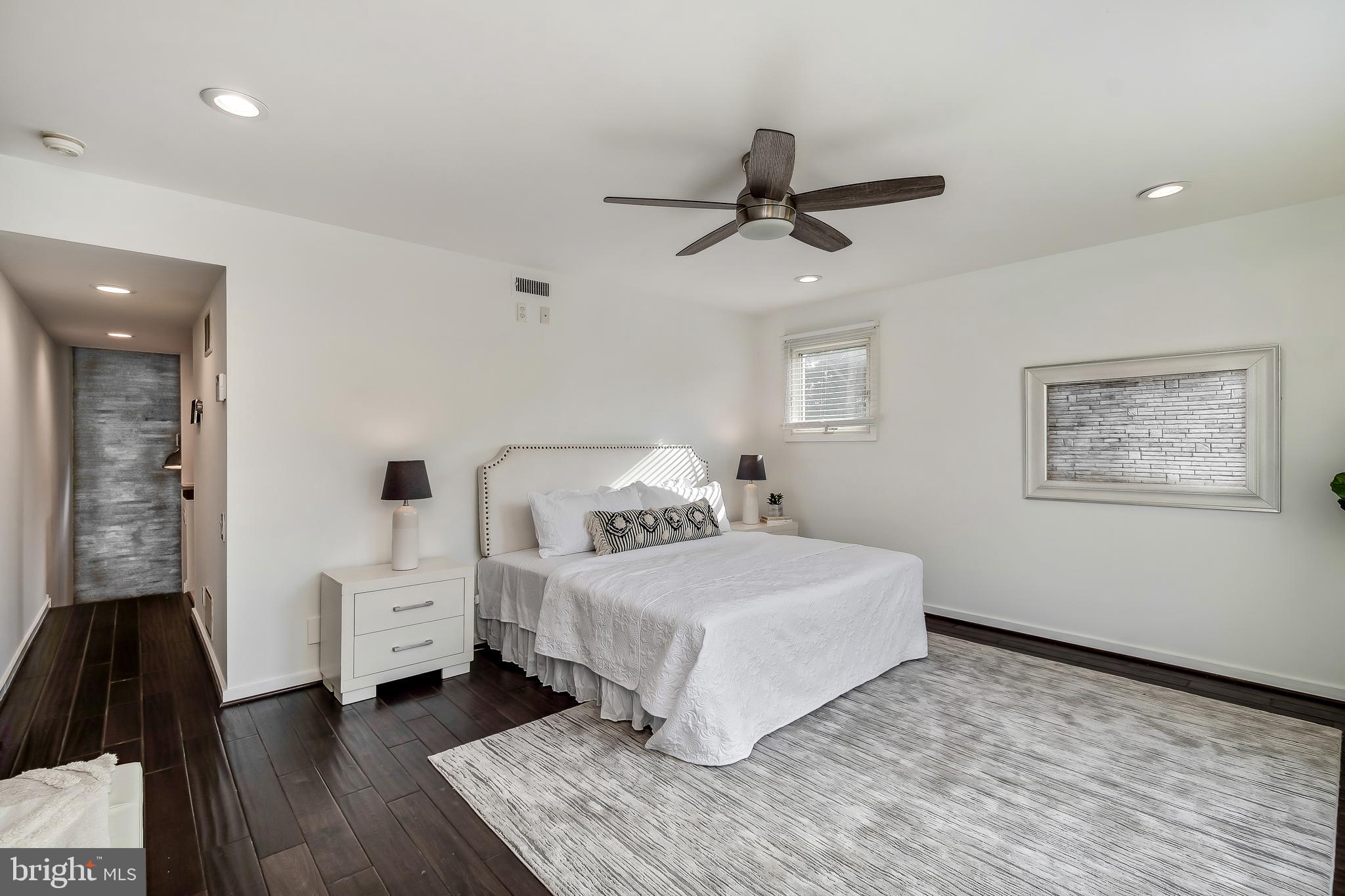 WASHINGTON SQ WEST - Residential