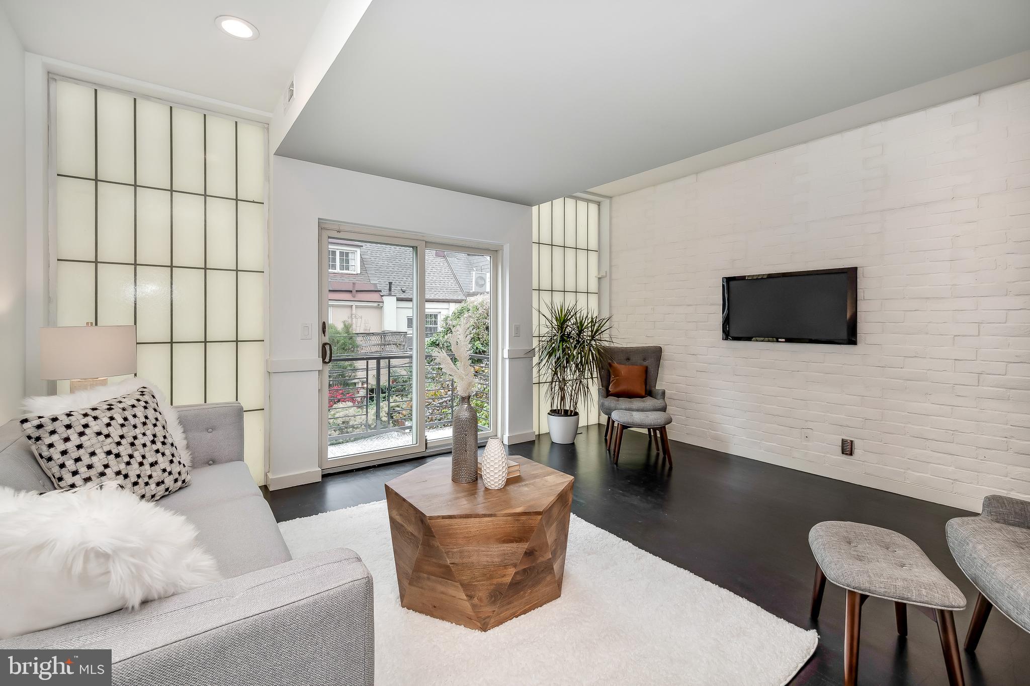 WASHINGTON SQ WEST - Residential