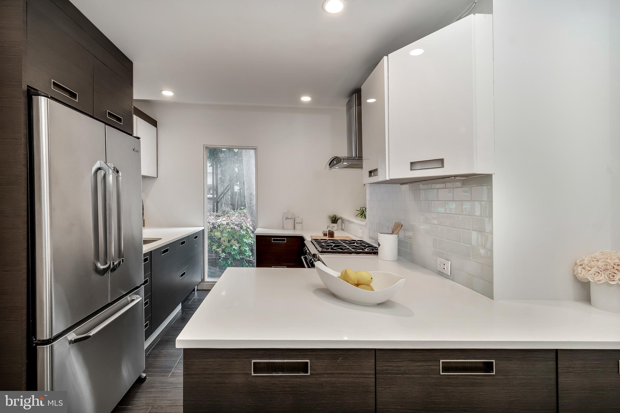 WASHINGTON SQ WEST - Residential