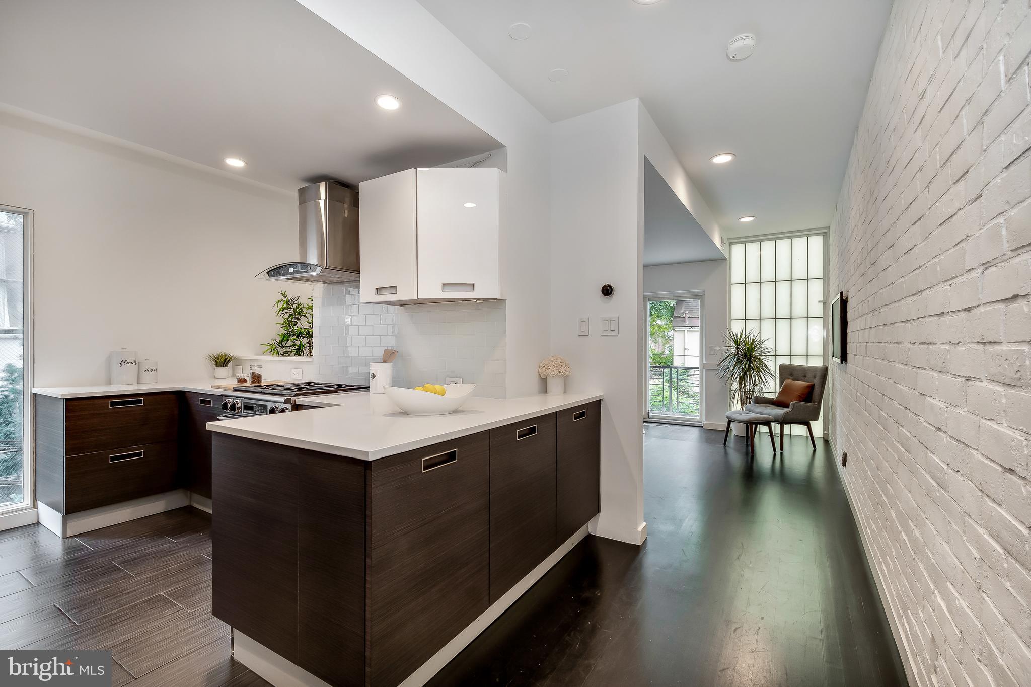 WASHINGTON SQ WEST - Residential