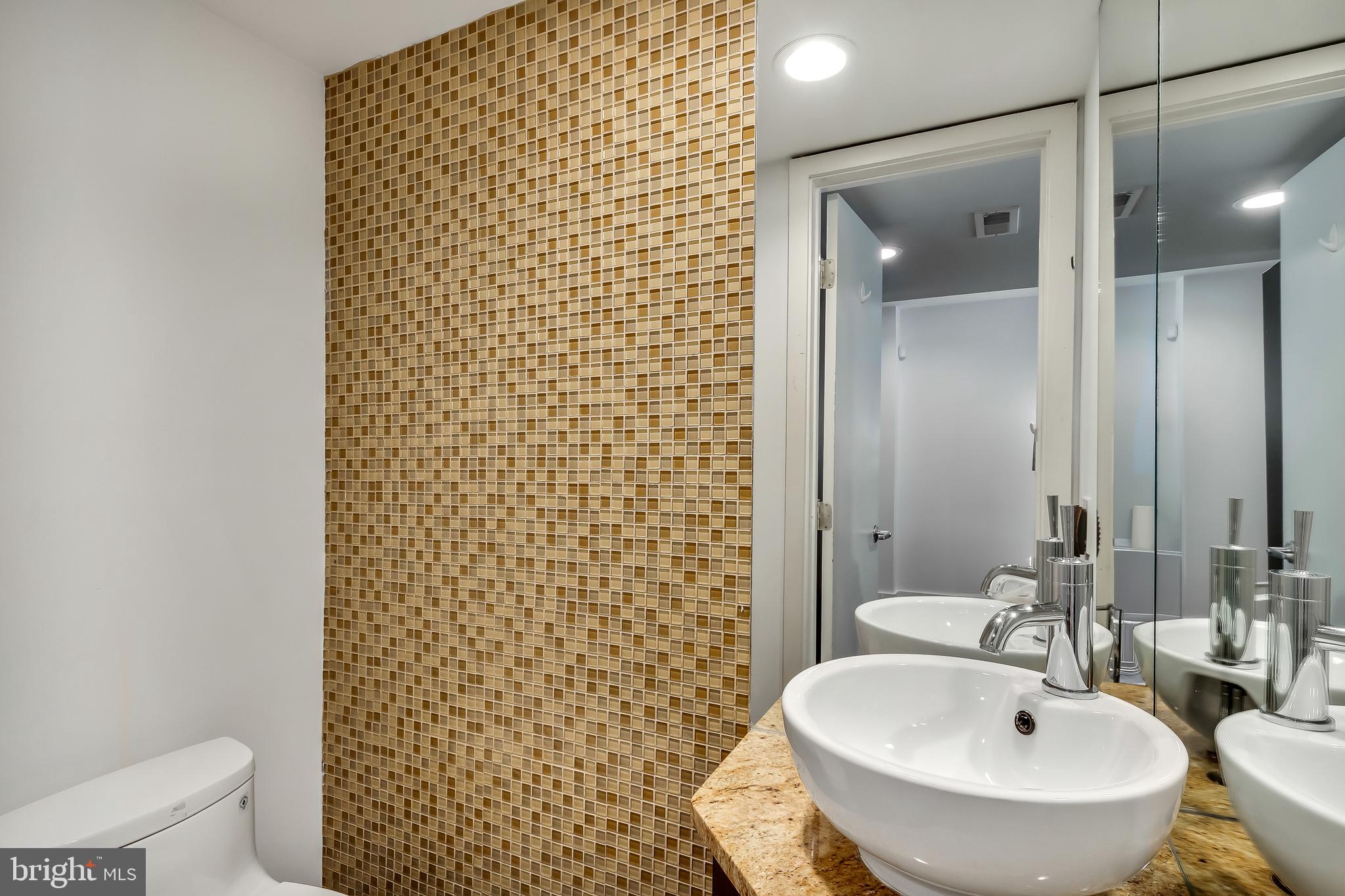 WASHINGTON SQ WEST - Residential