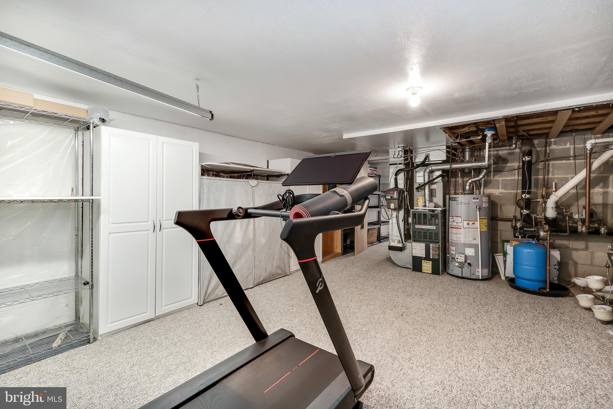 WASHINGTON SQ WEST - Residential