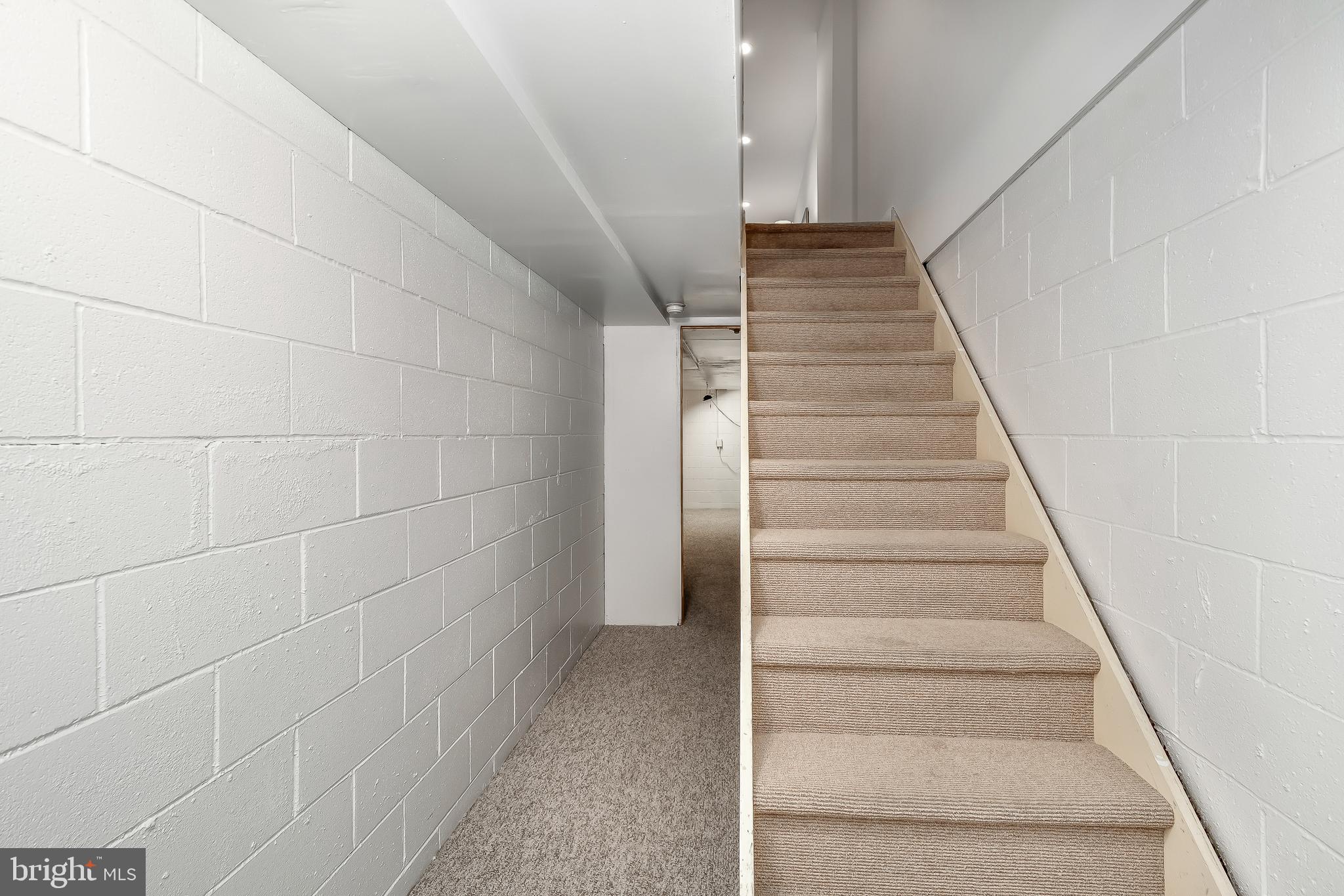 WASHINGTON SQ WEST - Residential