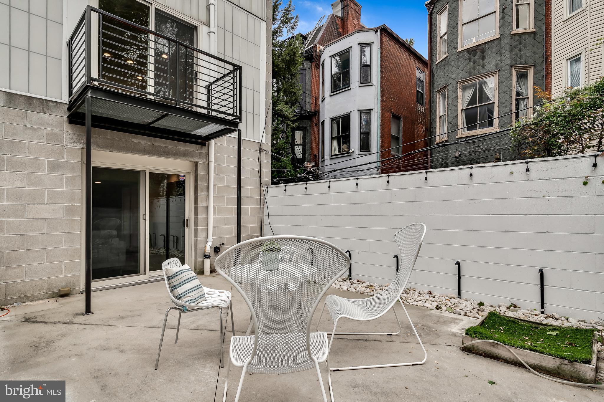 WASHINGTON SQ WEST - Residential