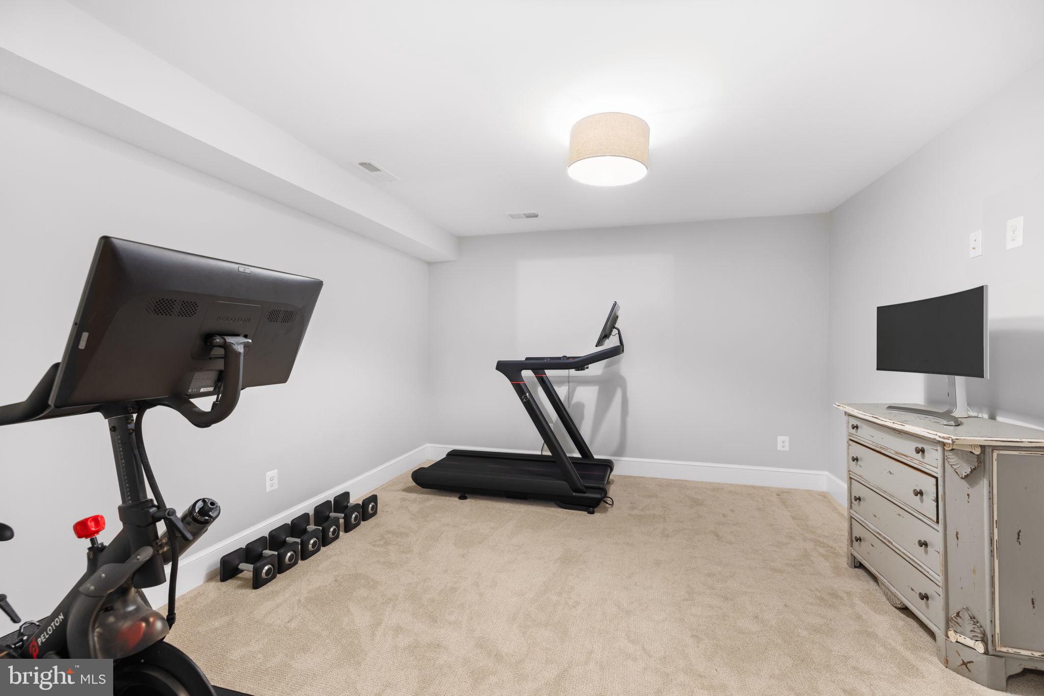 SPRINGFIELD - Residential