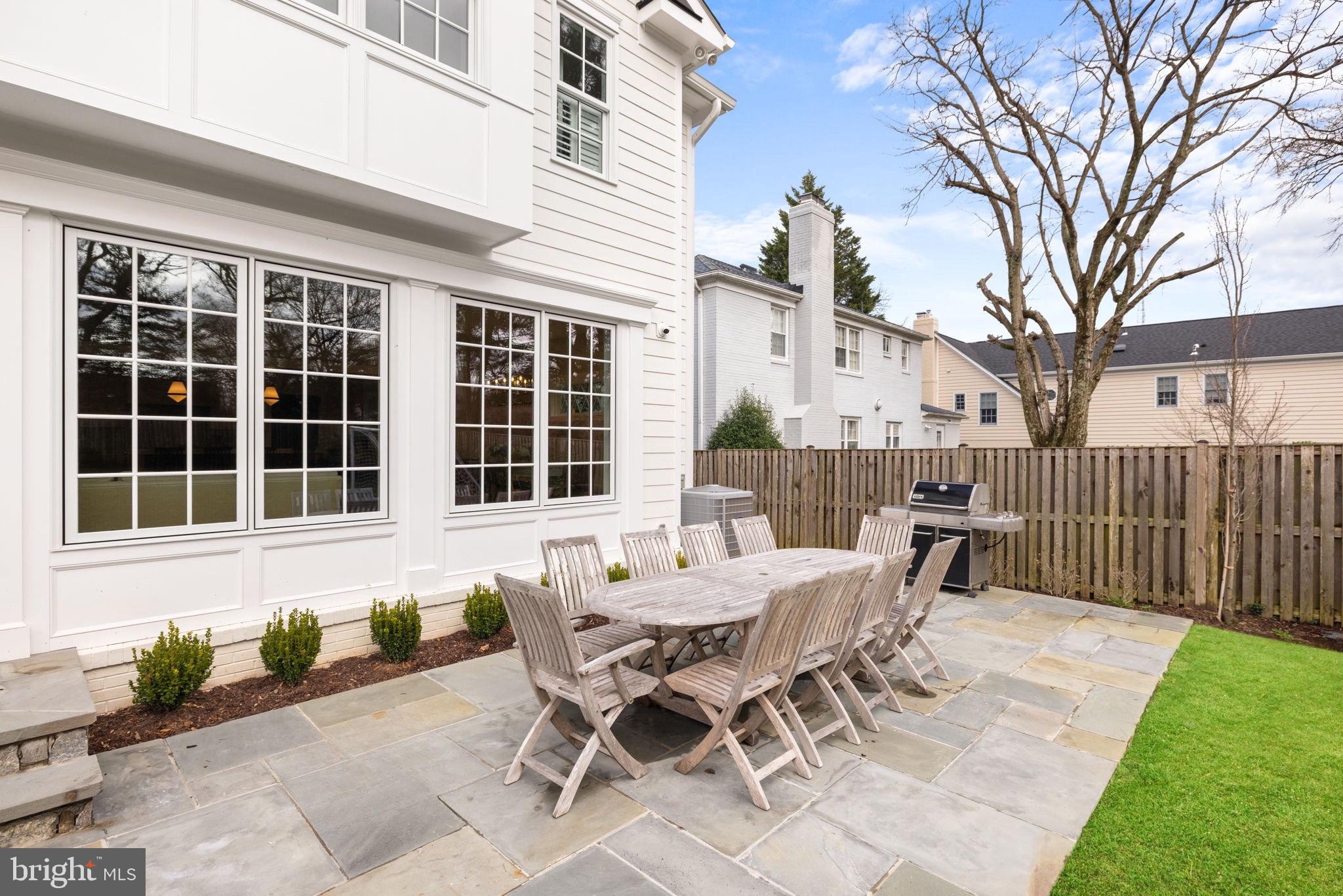 SPRINGFIELD - Residential