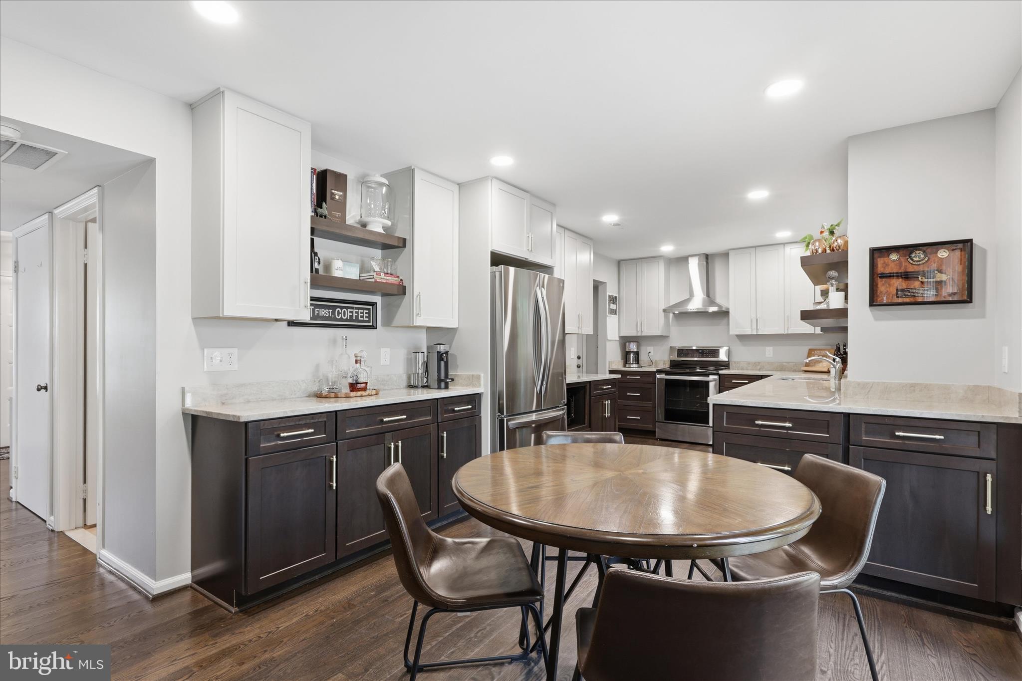 ROLLINGWOODS ESTATES - Residential