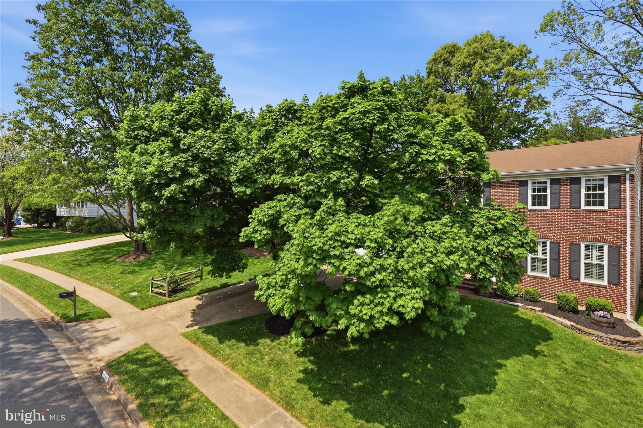 ROLLINGWOODS ESTATES - Residential